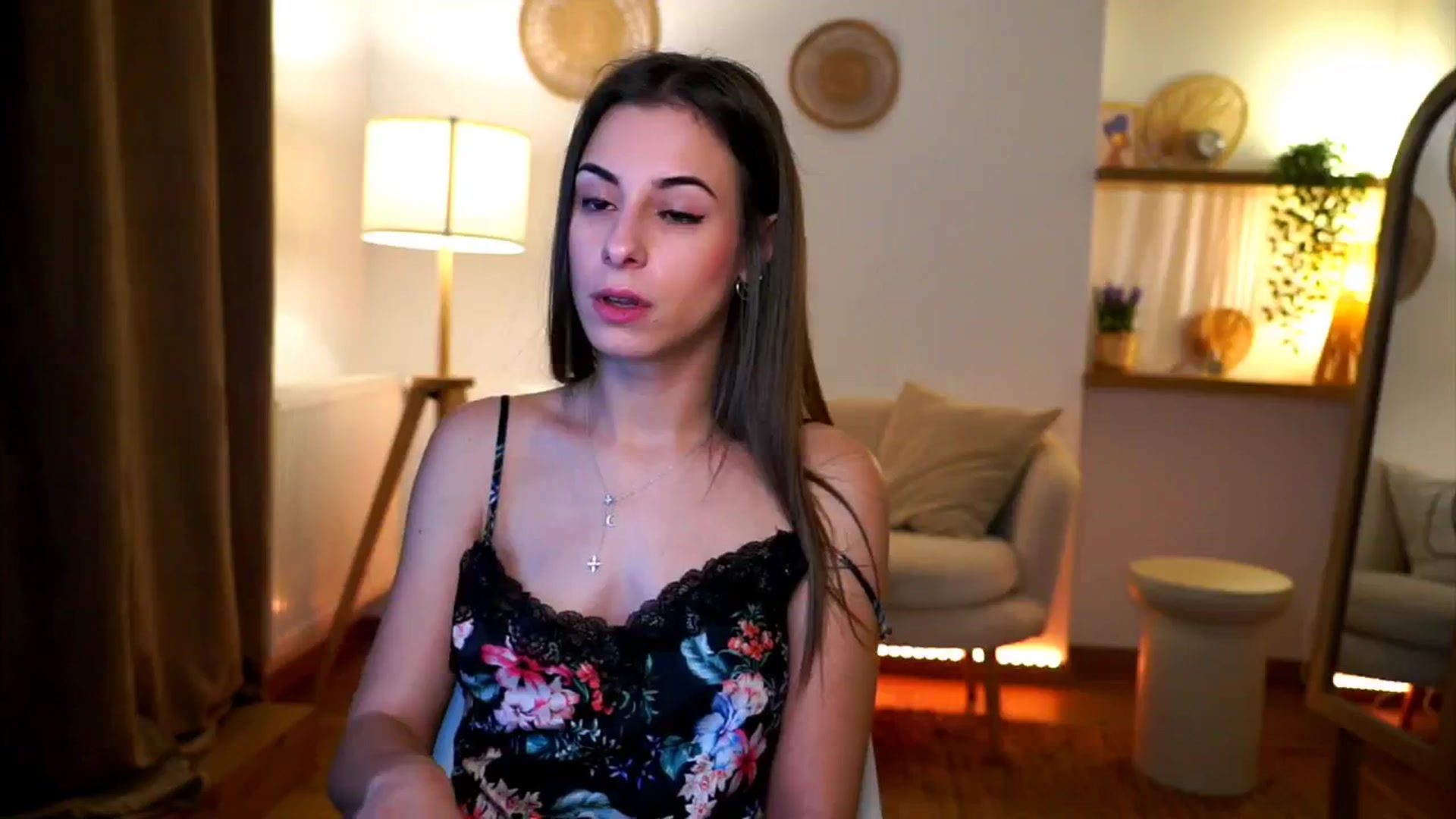 Gallery image thumbnail from Hidden_Gem_'s myfreecams stream on, 11/29/2024, 16:34 image 18 of 20