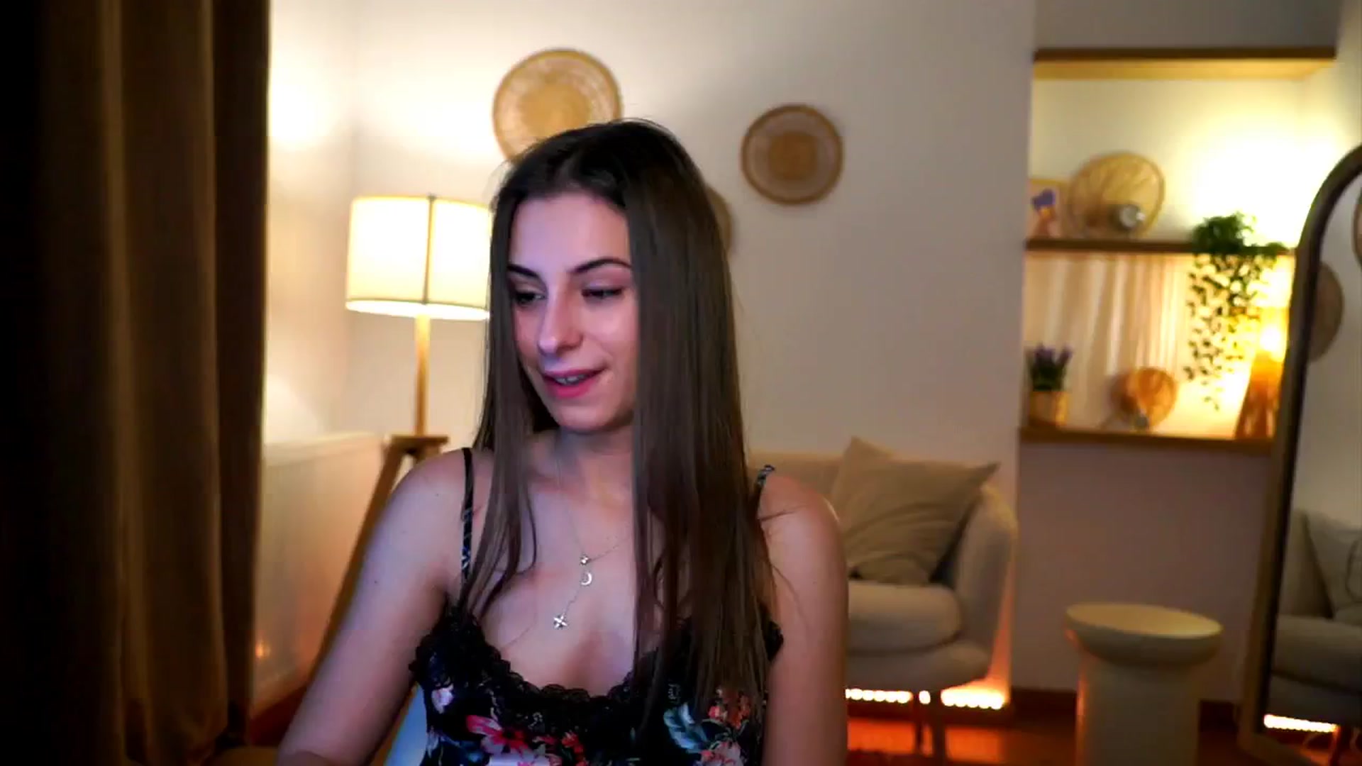 Gallery image thumbnail from Hidden_Gem_'s myfreecams stream on, 11/29/2024, 16:34 image 4 of 20