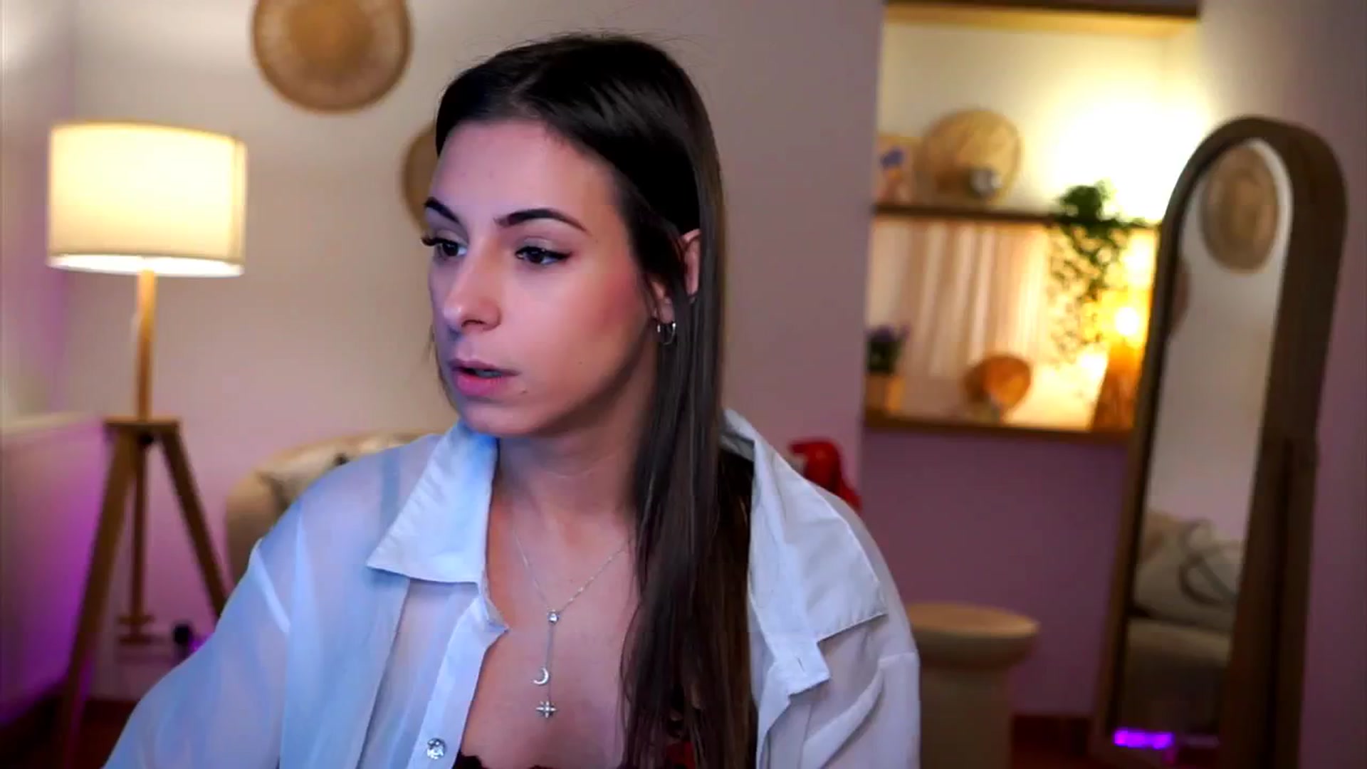 Gallery image thumbnail from Hidden_Gem_'s myfreecams stream on, 12/21/2024, 16:19 image 13 of 20