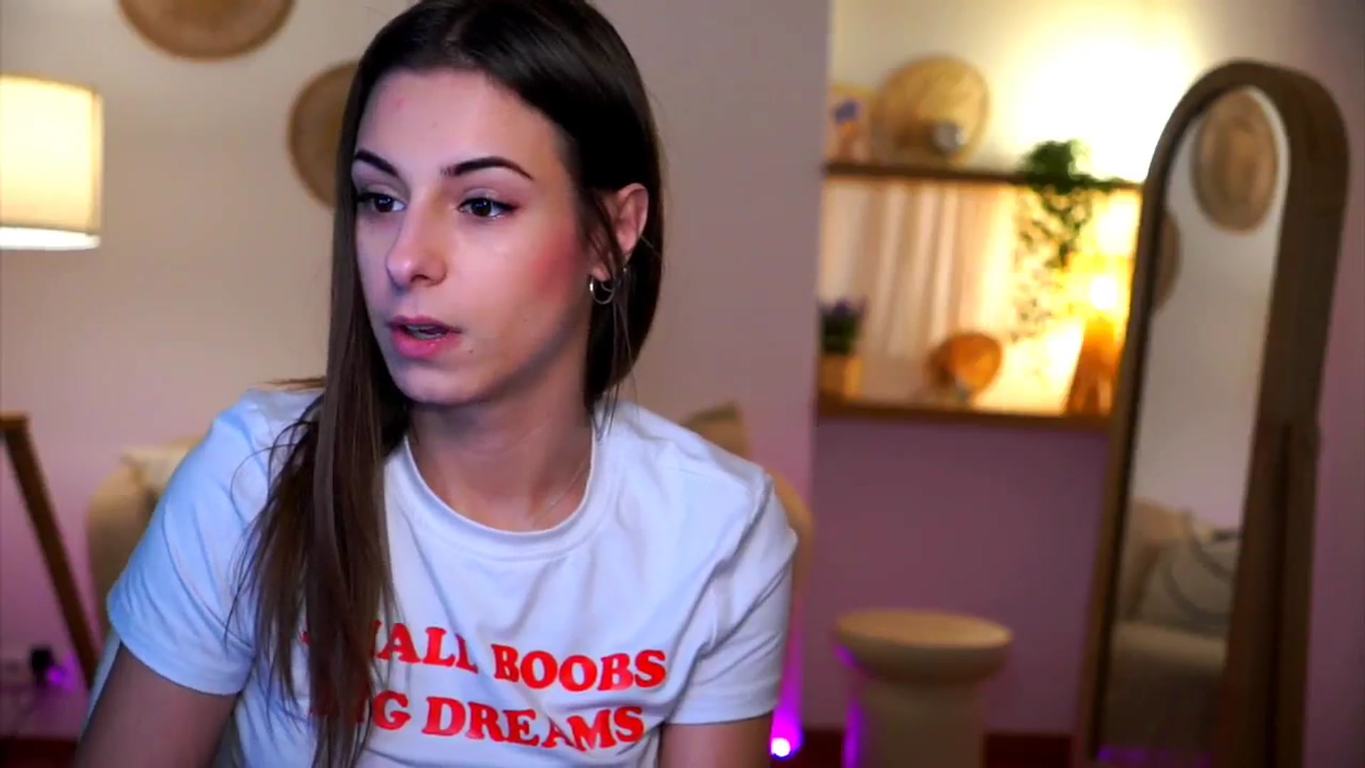 Gallery image thumbnail from Hidden_Gem_'s myfreecams stream on, 12/29/2024, 18:49 image 19 of 20
