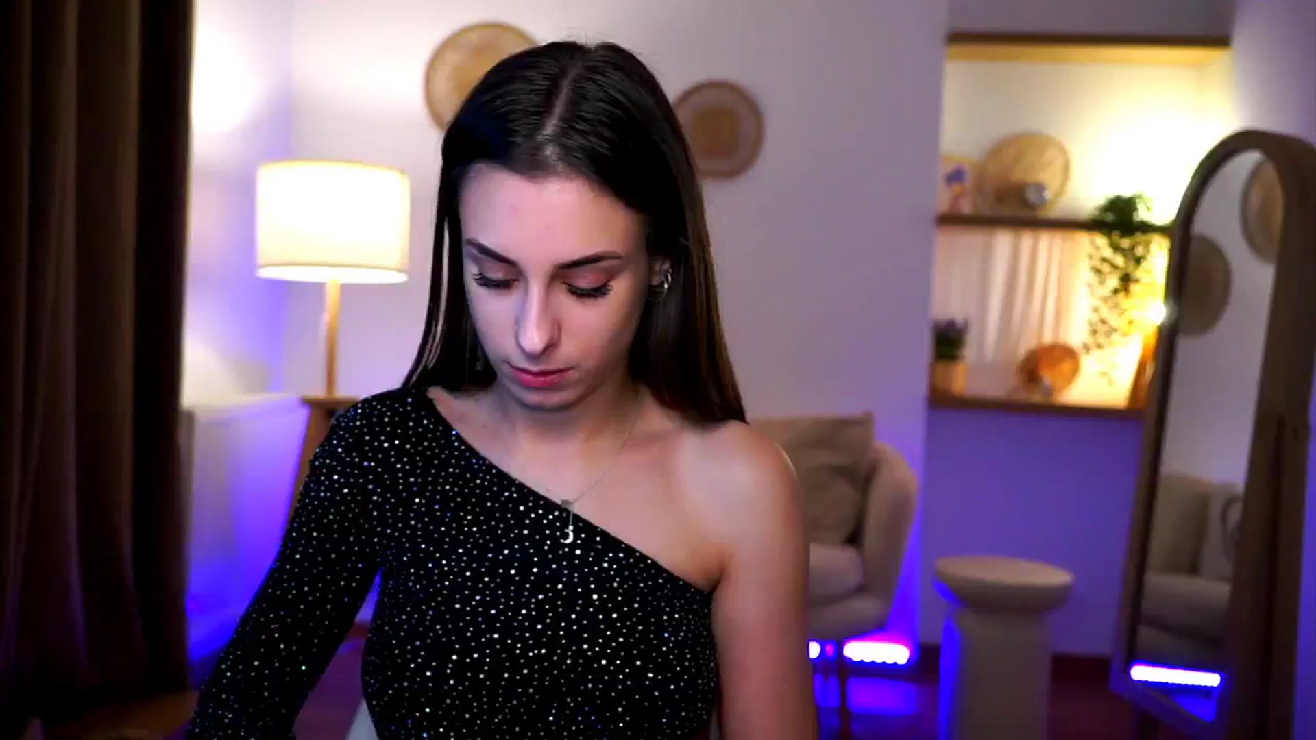 Gallery image thumbnail from Hidden_Gem_'s myfreecams stream on, 12/31/2024, 19:40 image 20 of 20