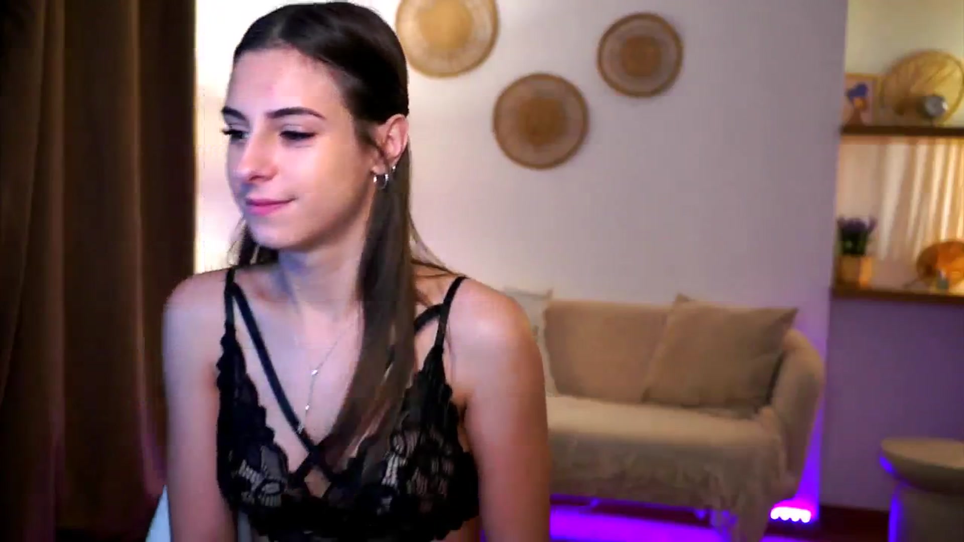 Gallery image thumbnail from Hidden_Gem_'s myfreecams stream on, 01/12/2025, 18:28 image 6 of 20