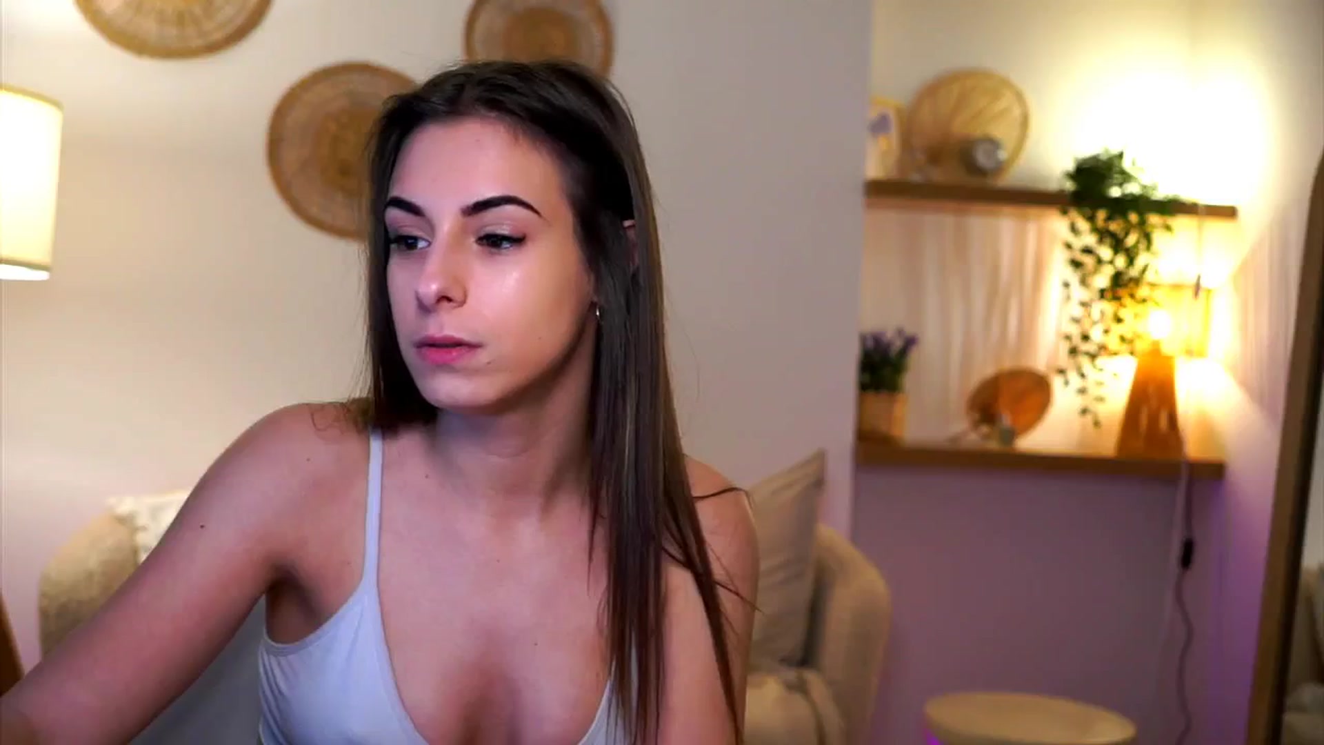 Gallery image thumbnail from Hidden_Gem_'s myfreecams stream on, 02/10/2025, 19:25 image 18 of 20