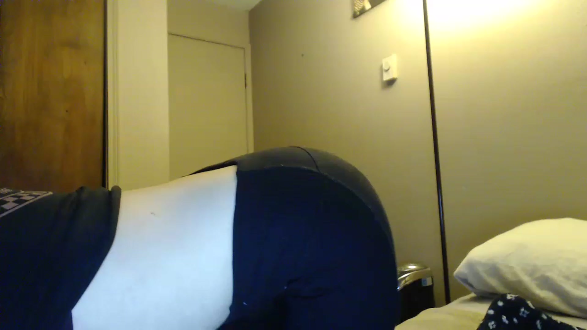 Gallery image thumbnail from HighMINNI_69's myfreecams stream on, 02/05/2023, 04:48 image 18 of 20