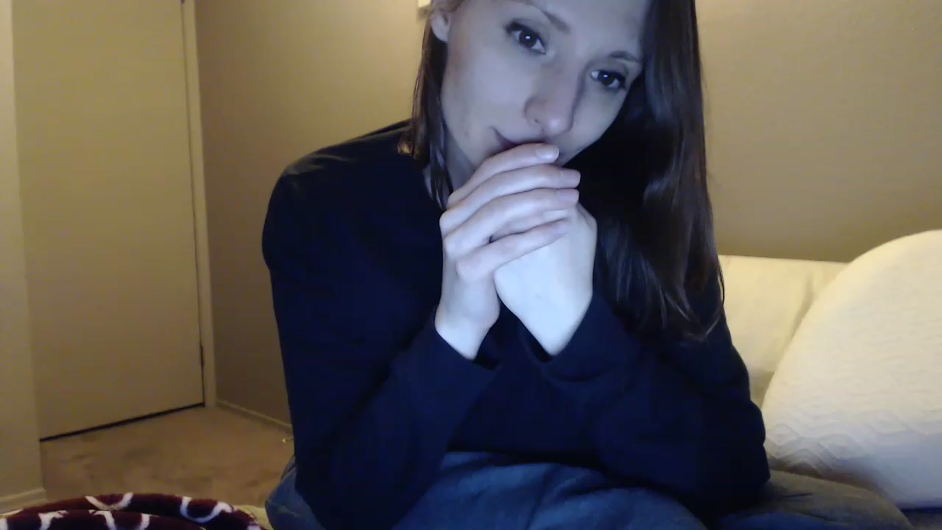 Gallery image thumbnail from HighMINNI_69's myfreecams stream on, 02/05/2023, 08:42 image 12 of 20