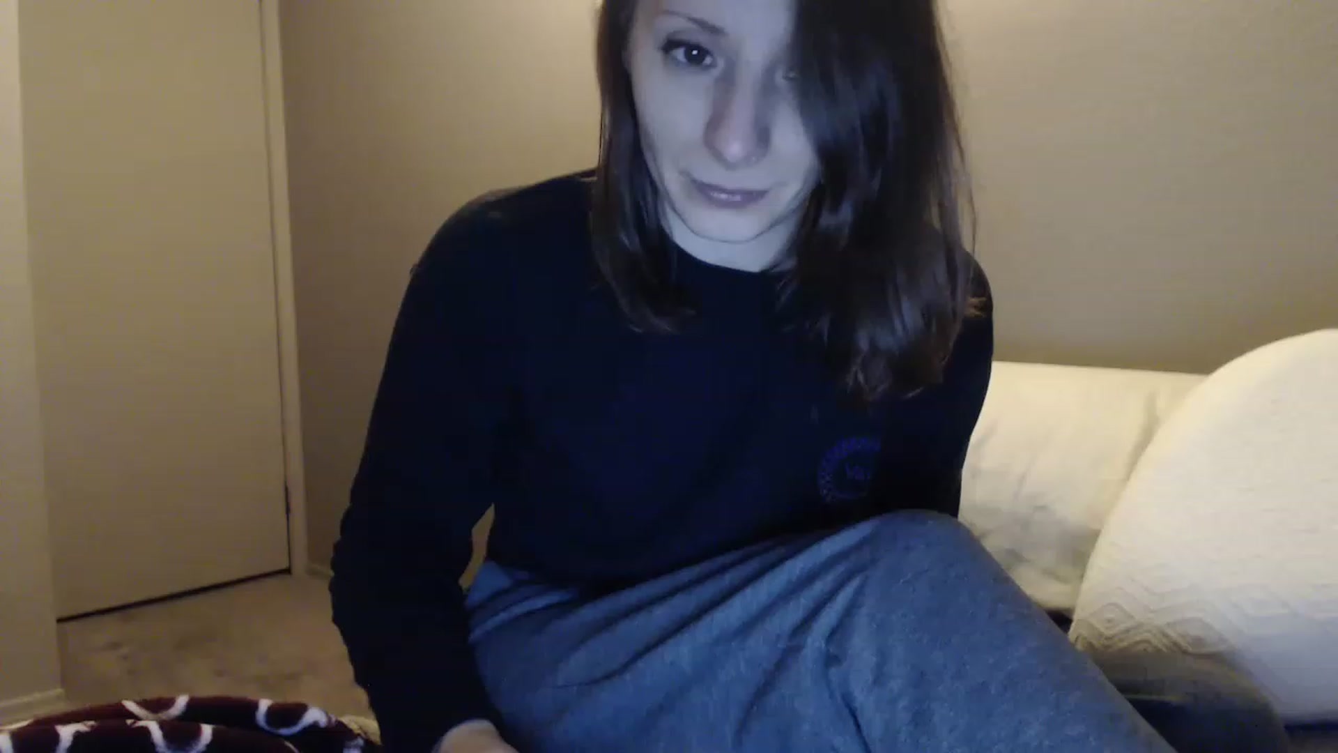 Gallery image thumbnail from HighMINNI_69's myfreecams stream on, 02/05/2023, 08:42 image 1 of 20