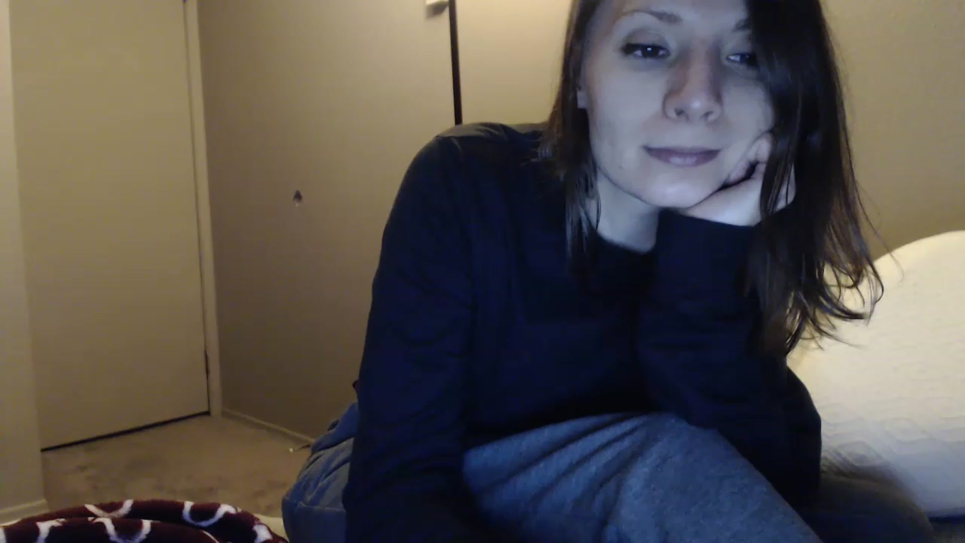 Gallery image thumbnail from HighMINNI_69's myfreecams stream on, 02/05/2023, 08:42 image 9 of 20