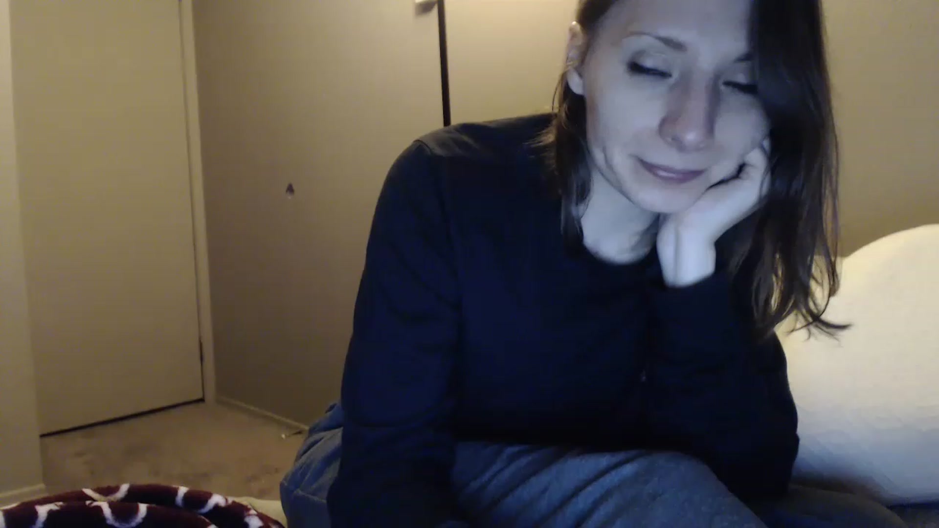 Gallery image thumbnail from HighMINNI_69's myfreecams stream on, 02/05/2023, 08:42 image 14 of 20