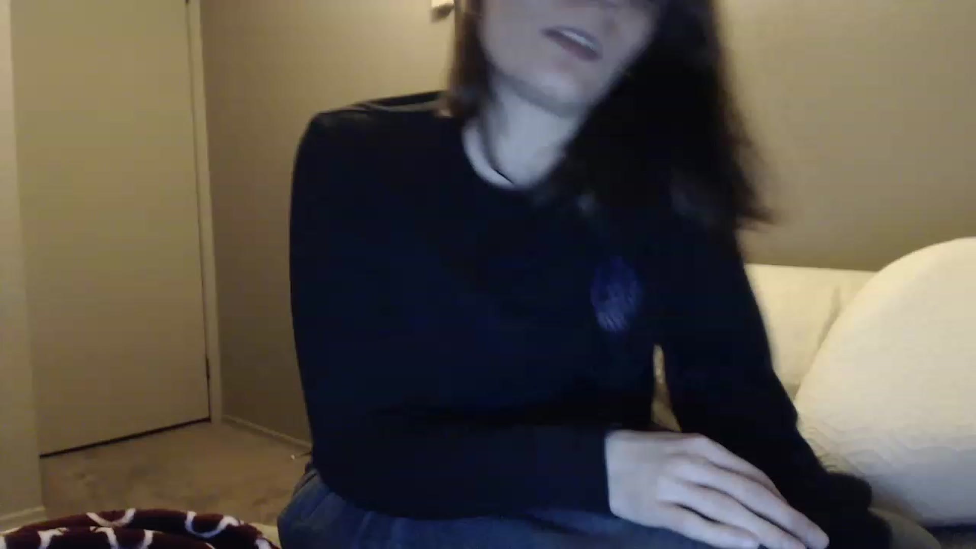 Gallery image thumbnail from HighMINNI_69's myfreecams stream on, 02/05/2023, 08:42 image 11 of 20