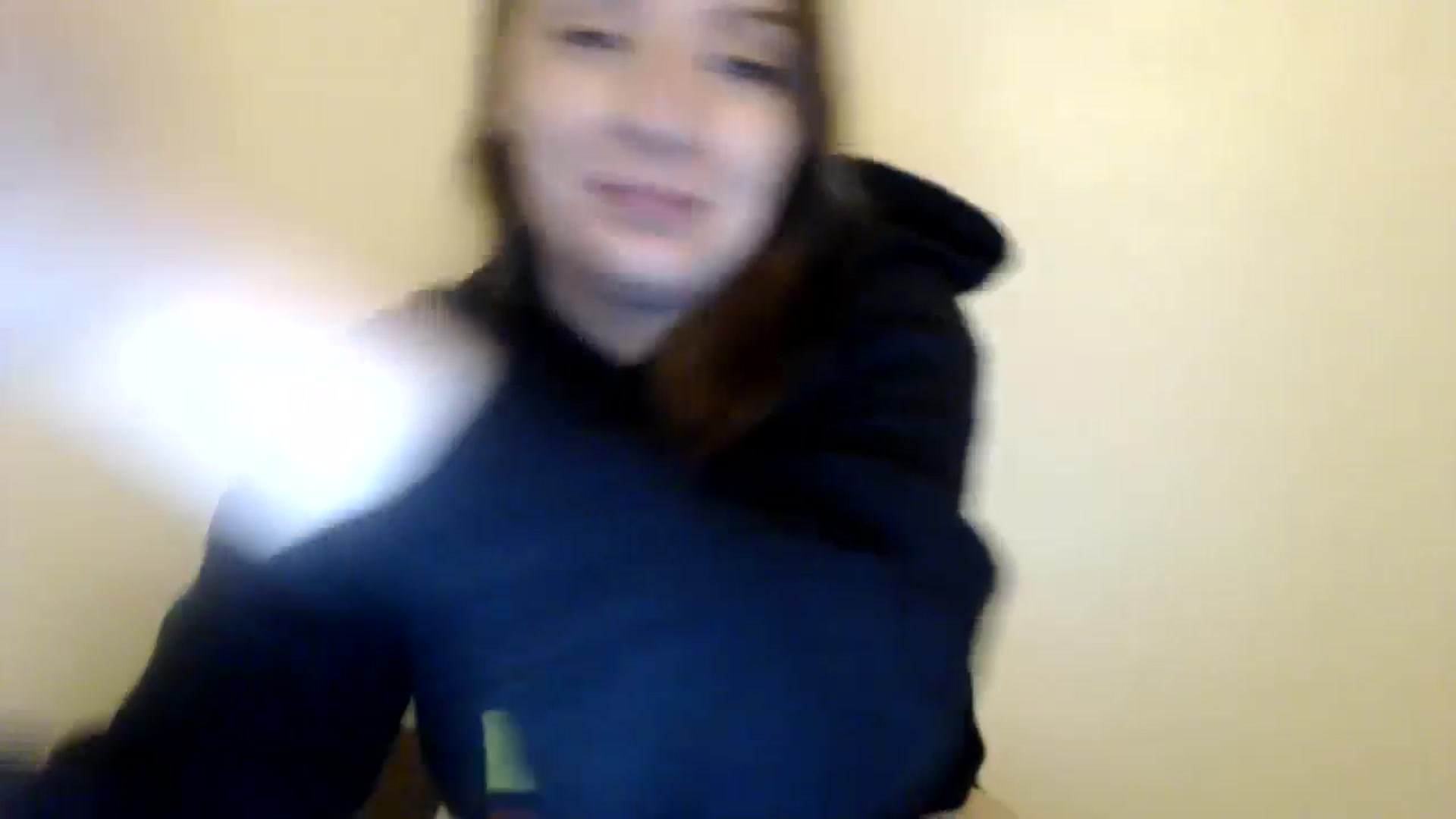 Gallery image thumbnail from HighMINNI_69's myfreecams stream on, 10/13/2024, 11:14 image 16 of 20