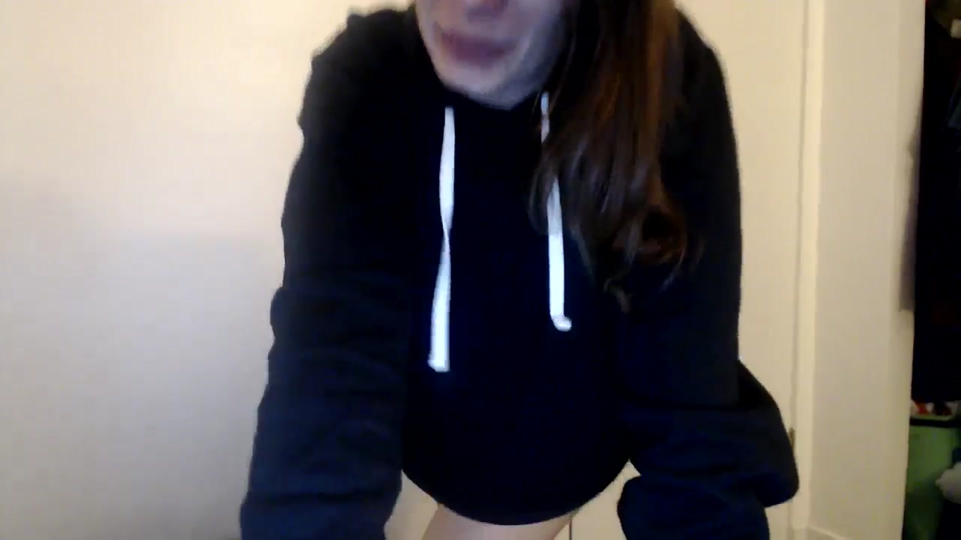 Gallery image thumbnail from HighMINNI_69's myfreecams stream on, 10/14/2024, 08:46 image 13 of 20