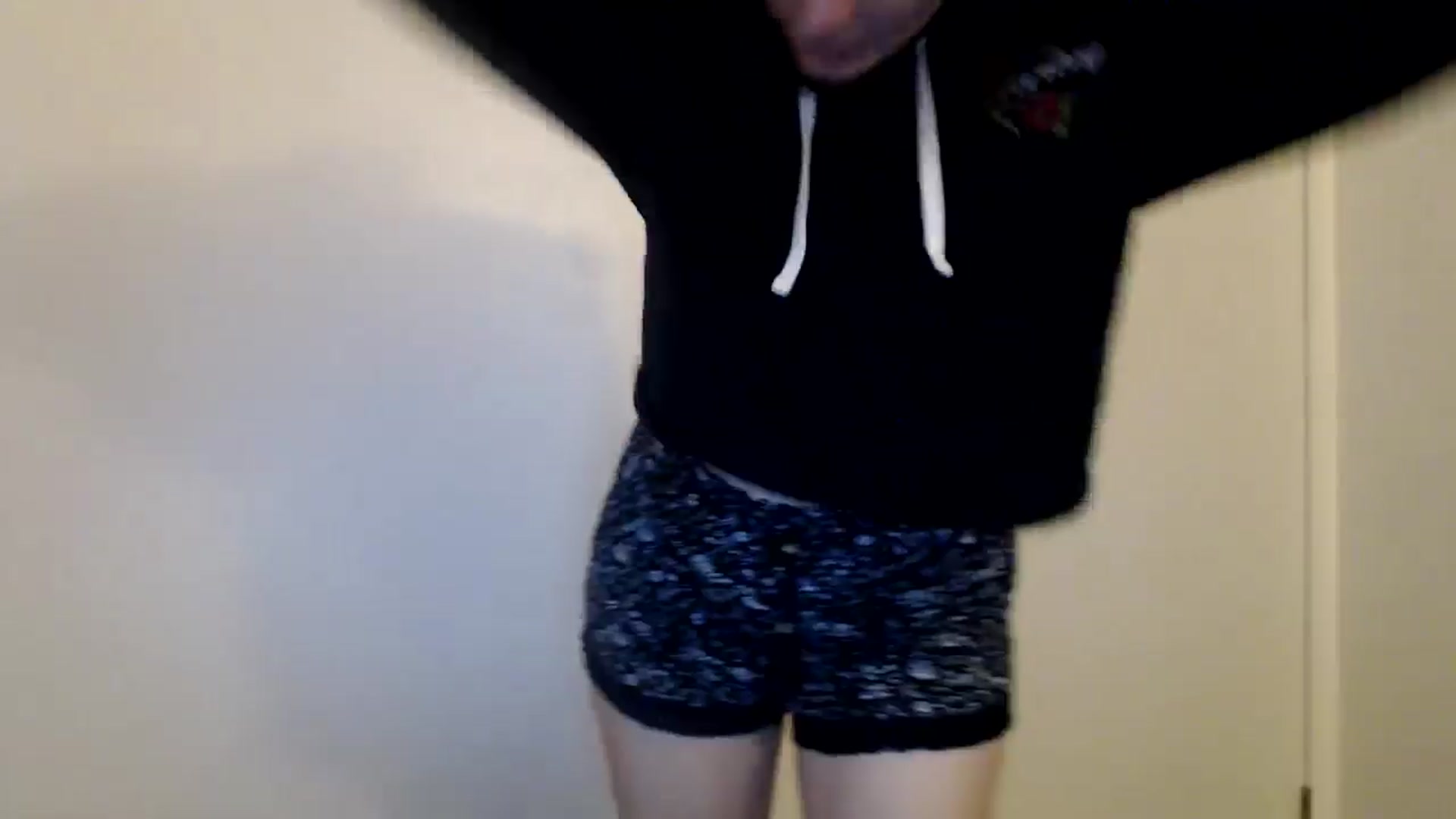 Gallery image thumbnail from HighMINNI_69's myfreecams stream on, 10/14/2024, 08:46 image 5 of 20