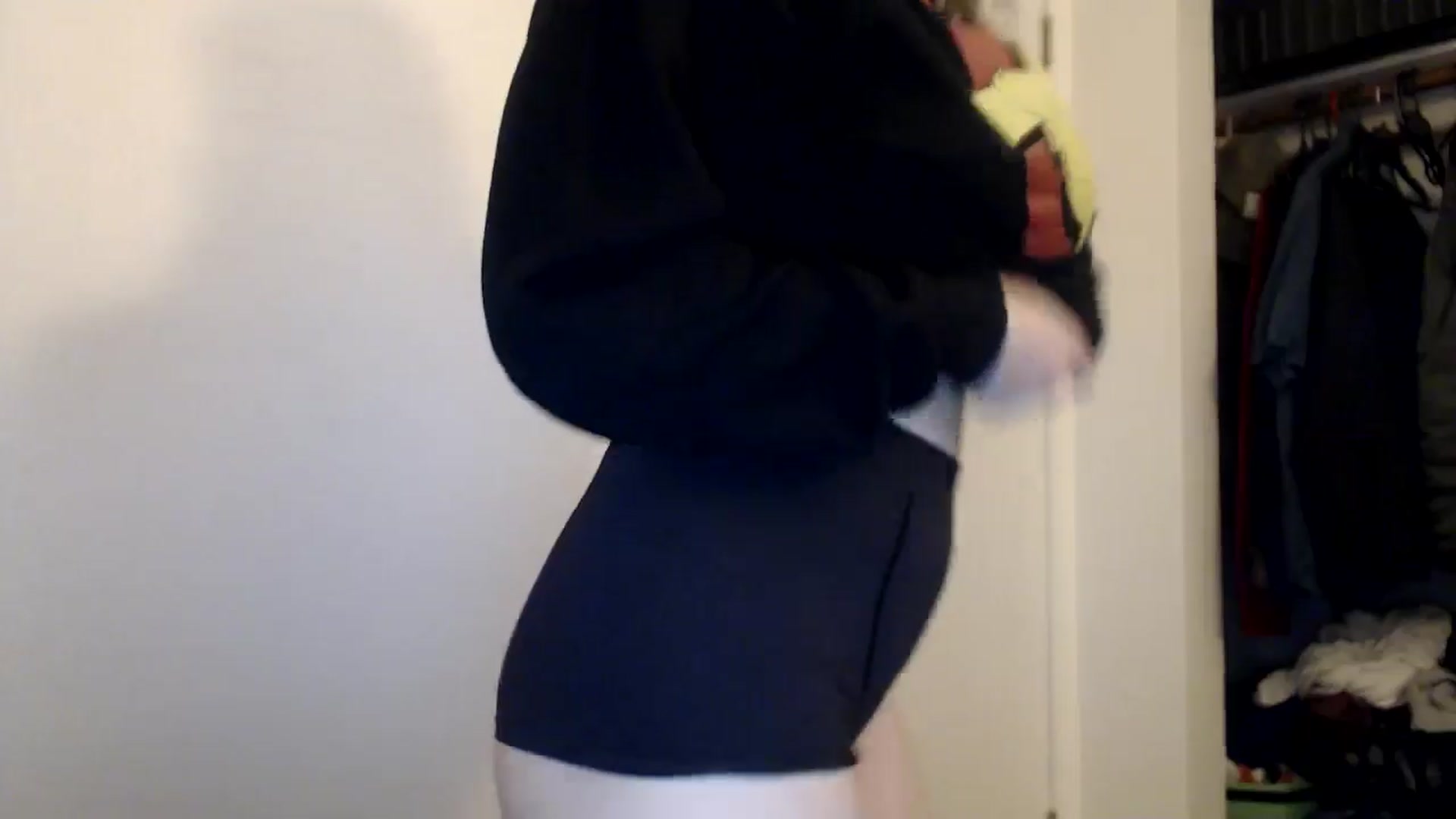 Gallery image thumbnail from HighMINNI_69's myfreecams stream on, 10/29/2024, 08:50 image 8 of 20