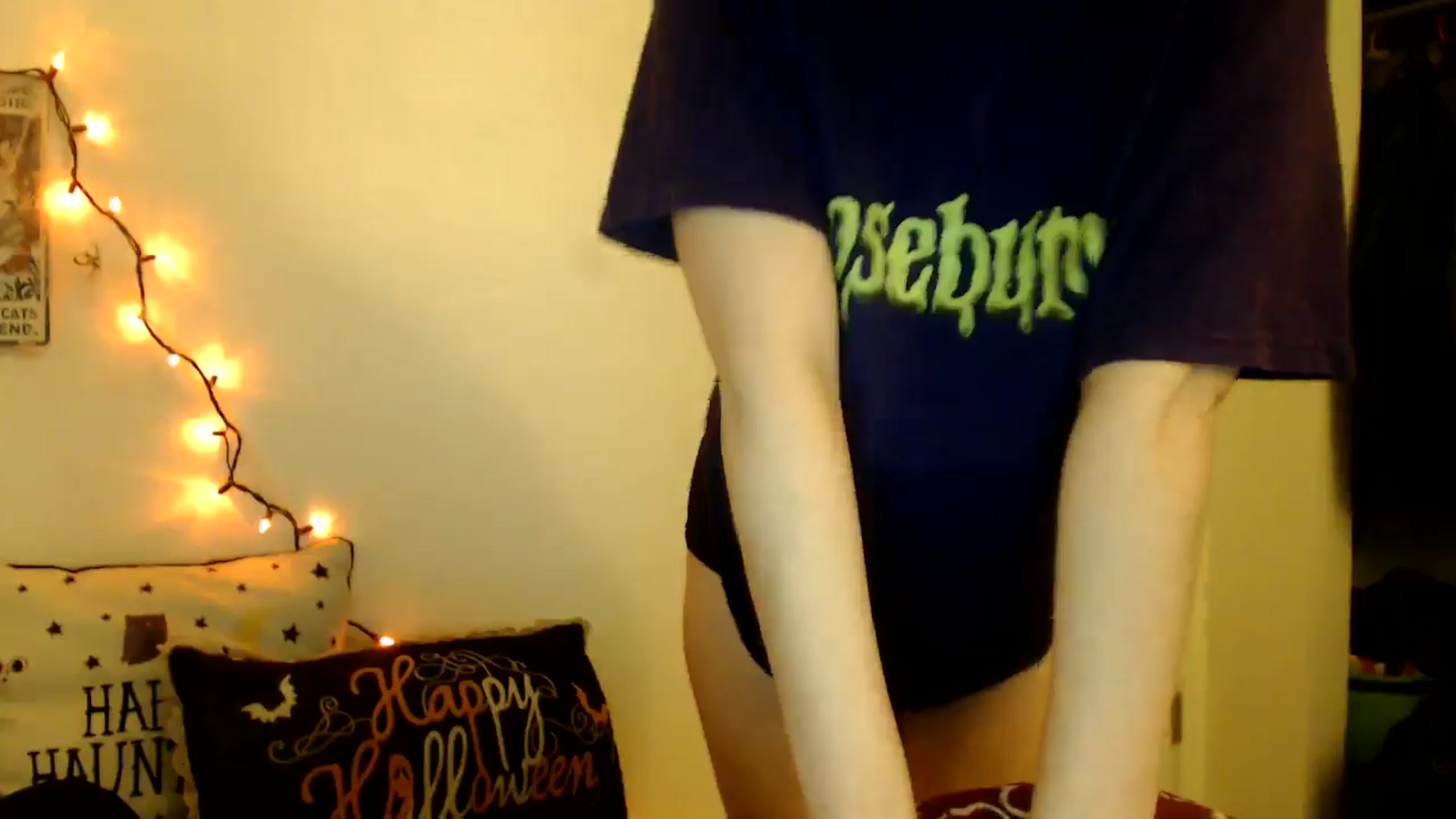 Gallery image thumbnail from HighMINNI_69's myfreecams stream on, 10/31/2024, 09:18 image 10 of 20