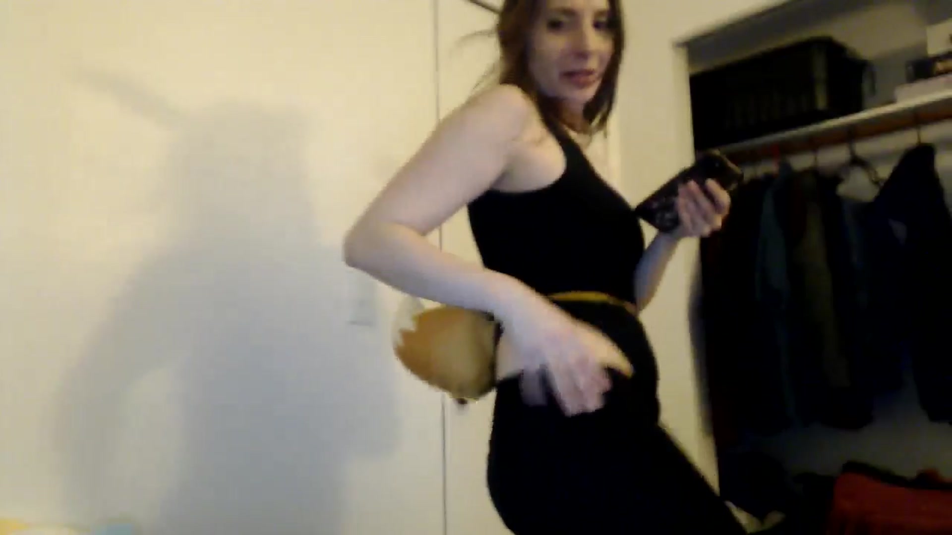 Gallery image thumbnail from HighMINNI_69's myfreecams stream on, 11/10/2024, 09:41 image 18 of 20