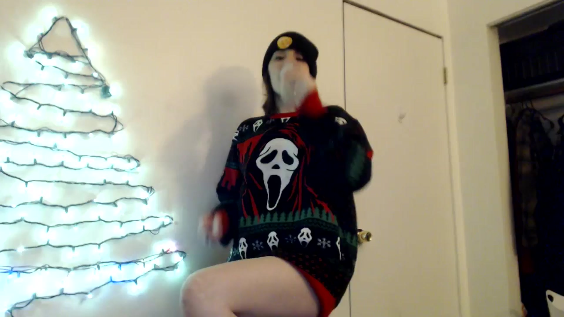 Gallery image thumbnail from HighMINNI_69's myfreecams stream on, 12/13/2024, 08:53 image 12 of 20