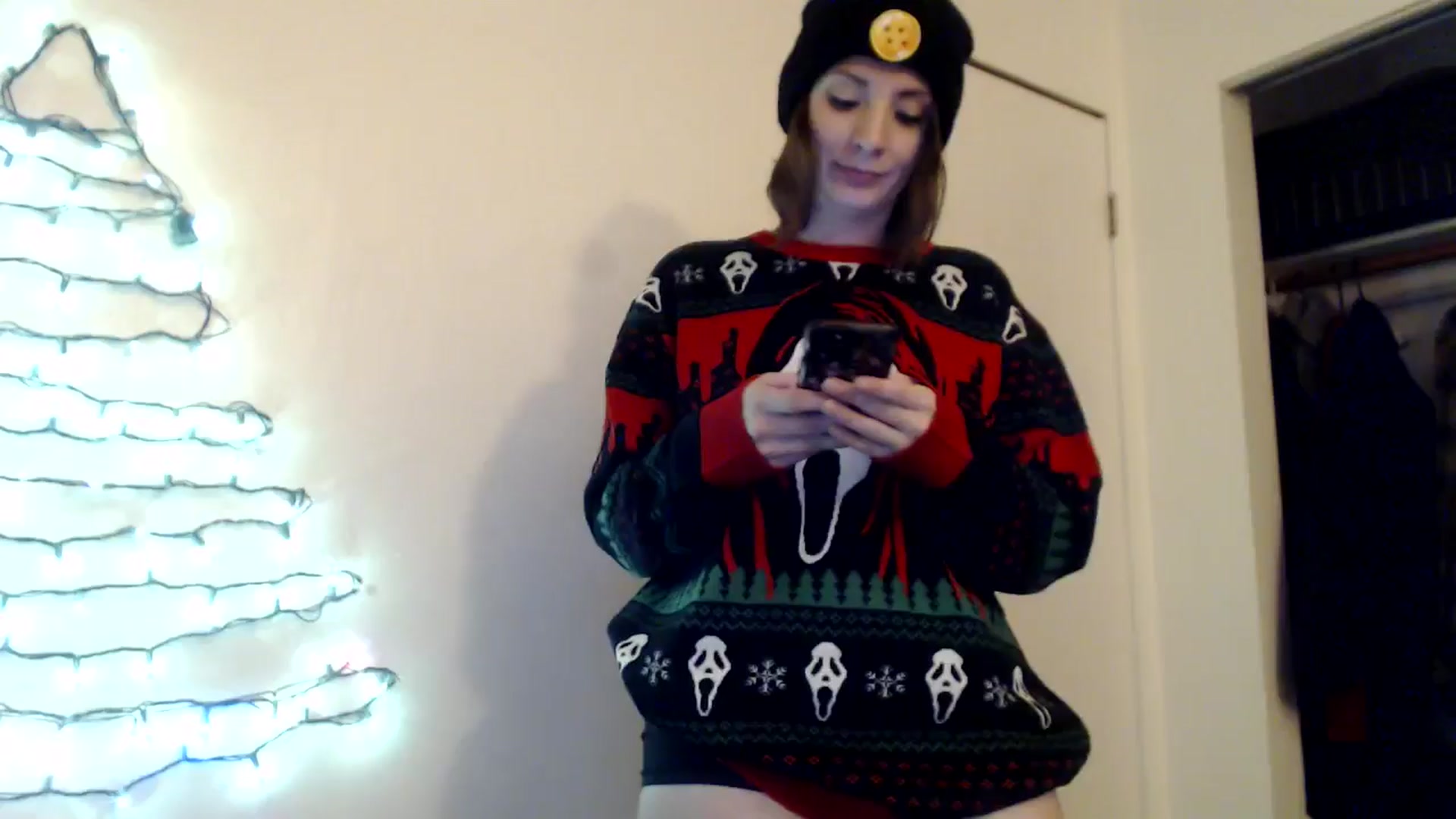 Gallery image thumbnail from HighMINNI_69's myfreecams stream on, 12/15/2024, 09:15 image 4 of 20