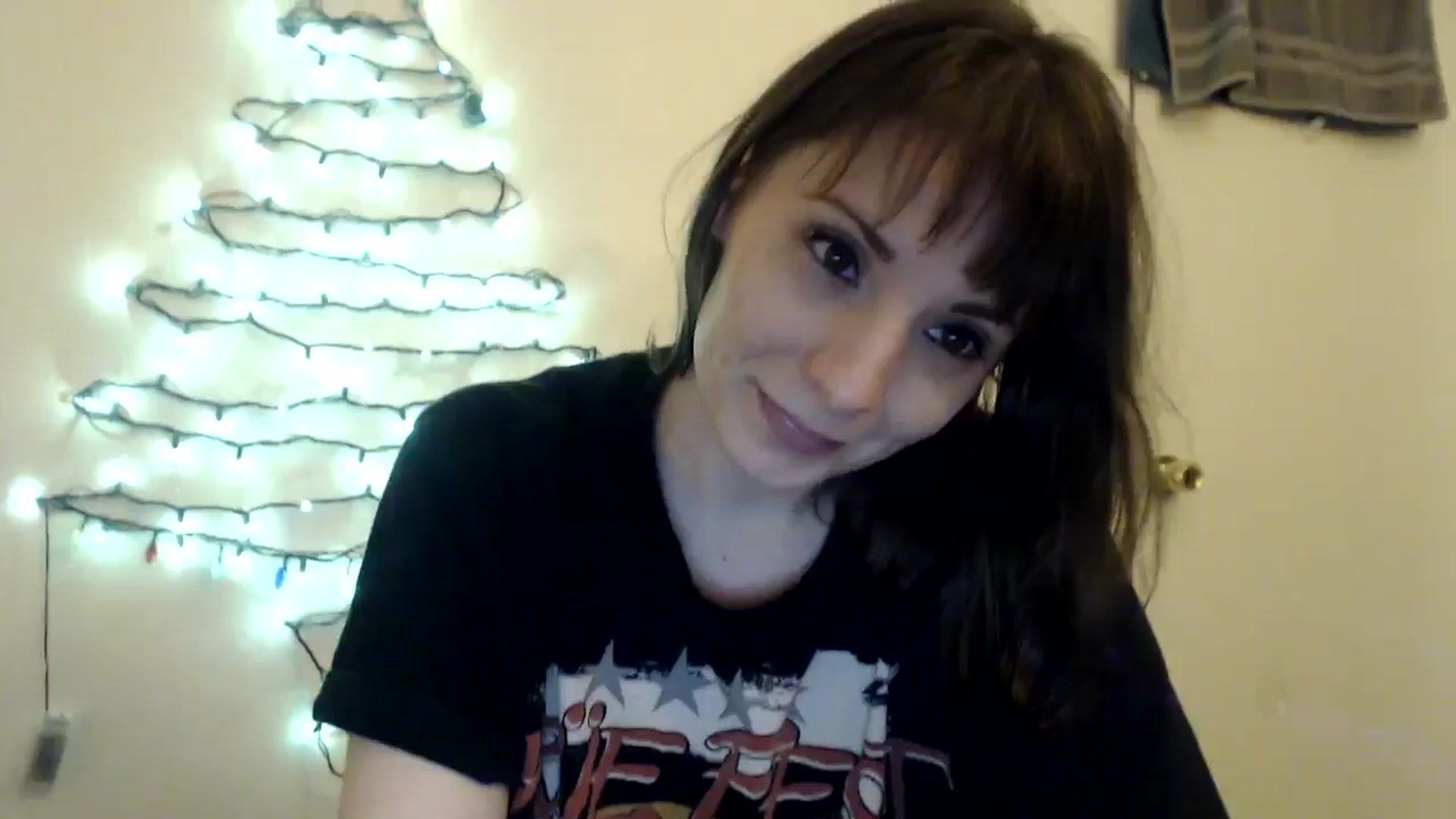 Gallery image thumbnail from HighMINNI_69's myfreecams stream on, 01/05/2025, 10:44 image 16 of 20