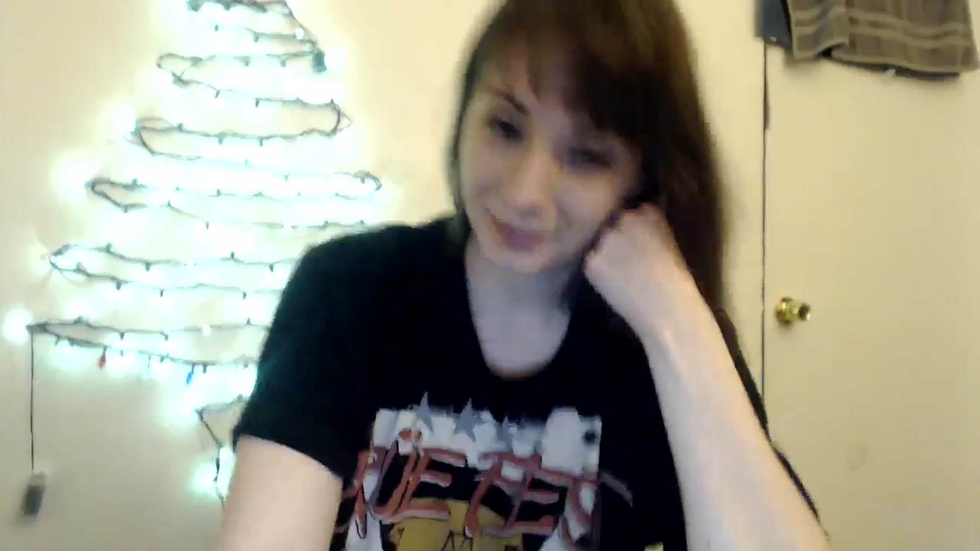 Gallery image thumbnail from HighMINNI_69's myfreecams stream on, 01/05/2025, 10:44 image 17 of 20