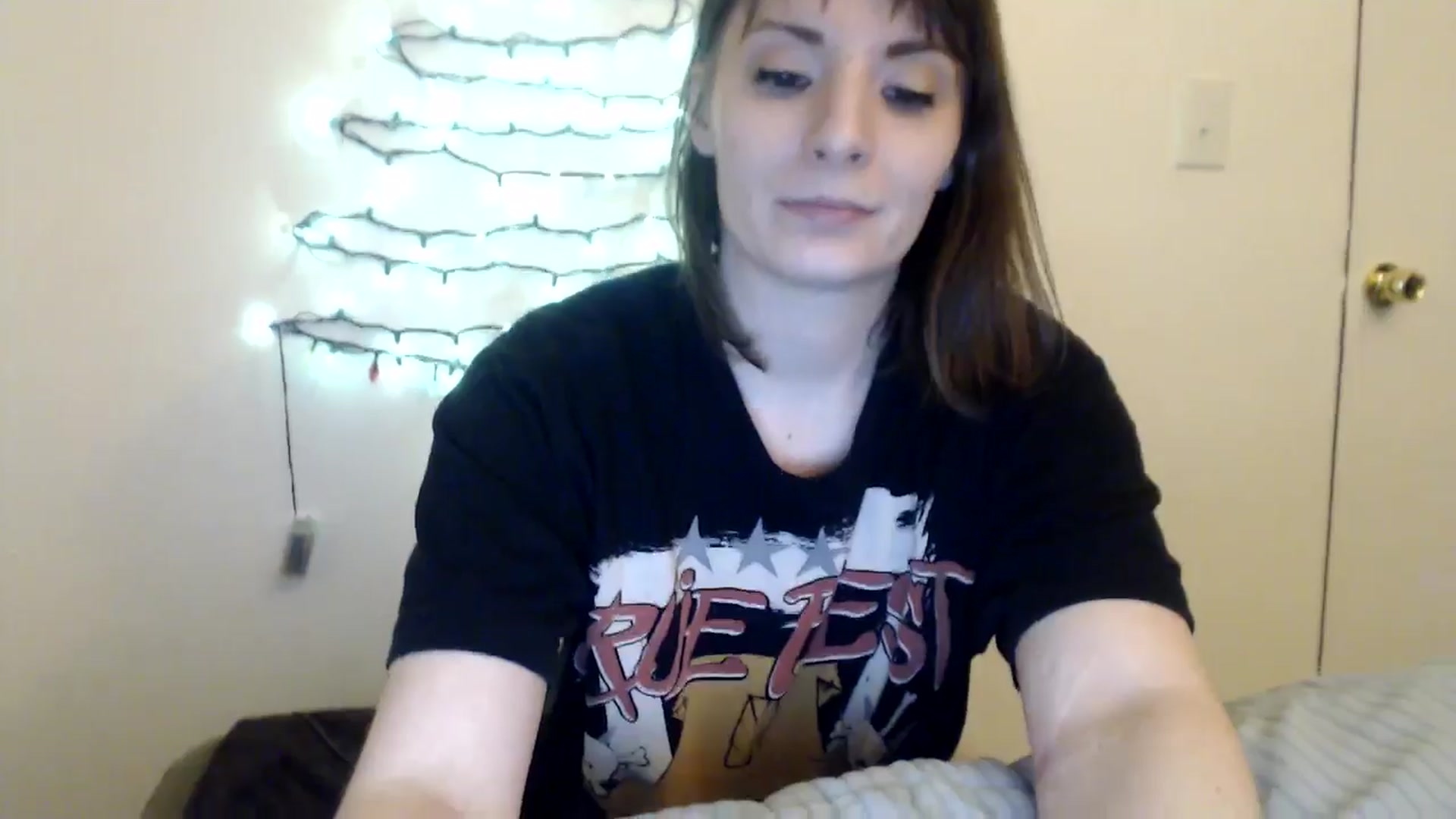 Gallery image thumbnail from HighMINNI_69's myfreecams stream on, 01/05/2025, 13:47 image 12 of 20