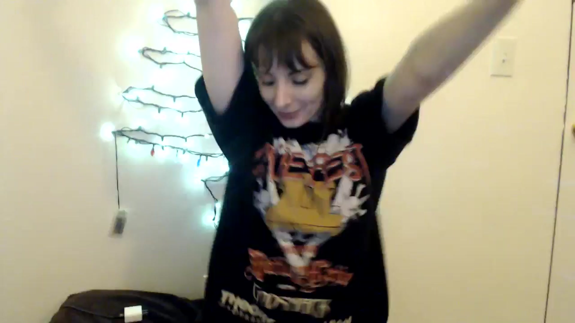 Gallery image thumbnail from HighMINNI_69's myfreecams stream on, 01/05/2025, 13:47 image 1 of 20