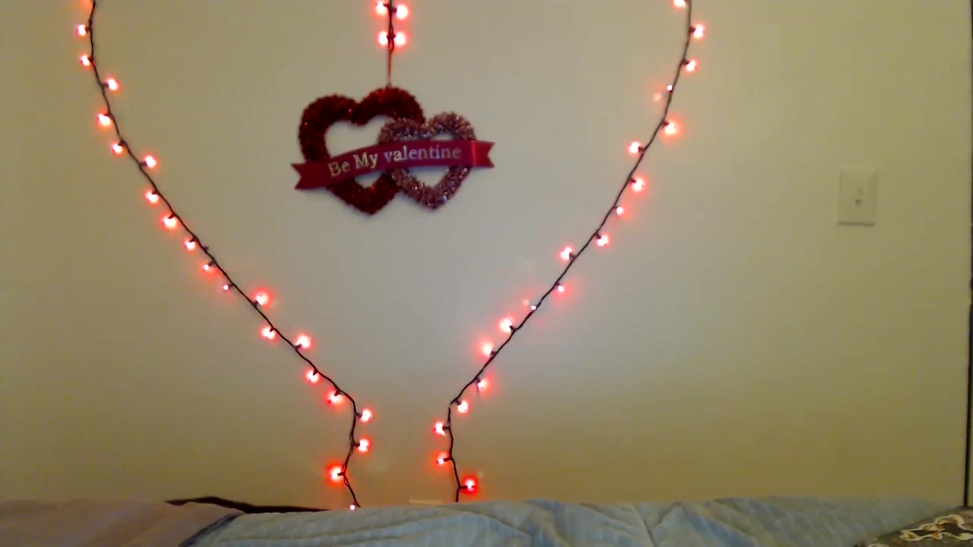 Gallery image thumbnail from HighMINNI_69's myfreecams stream on, 02/16/2025, 12:33 image 13 of 20