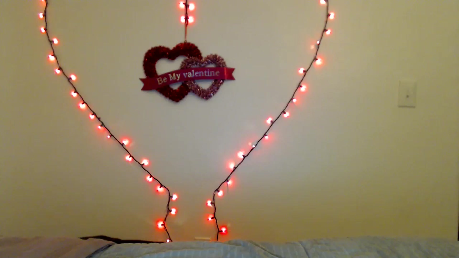 Gallery image thumbnail from HighMINNI_69's myfreecams stream on, 02/16/2025, 12:33 image 5 of 20