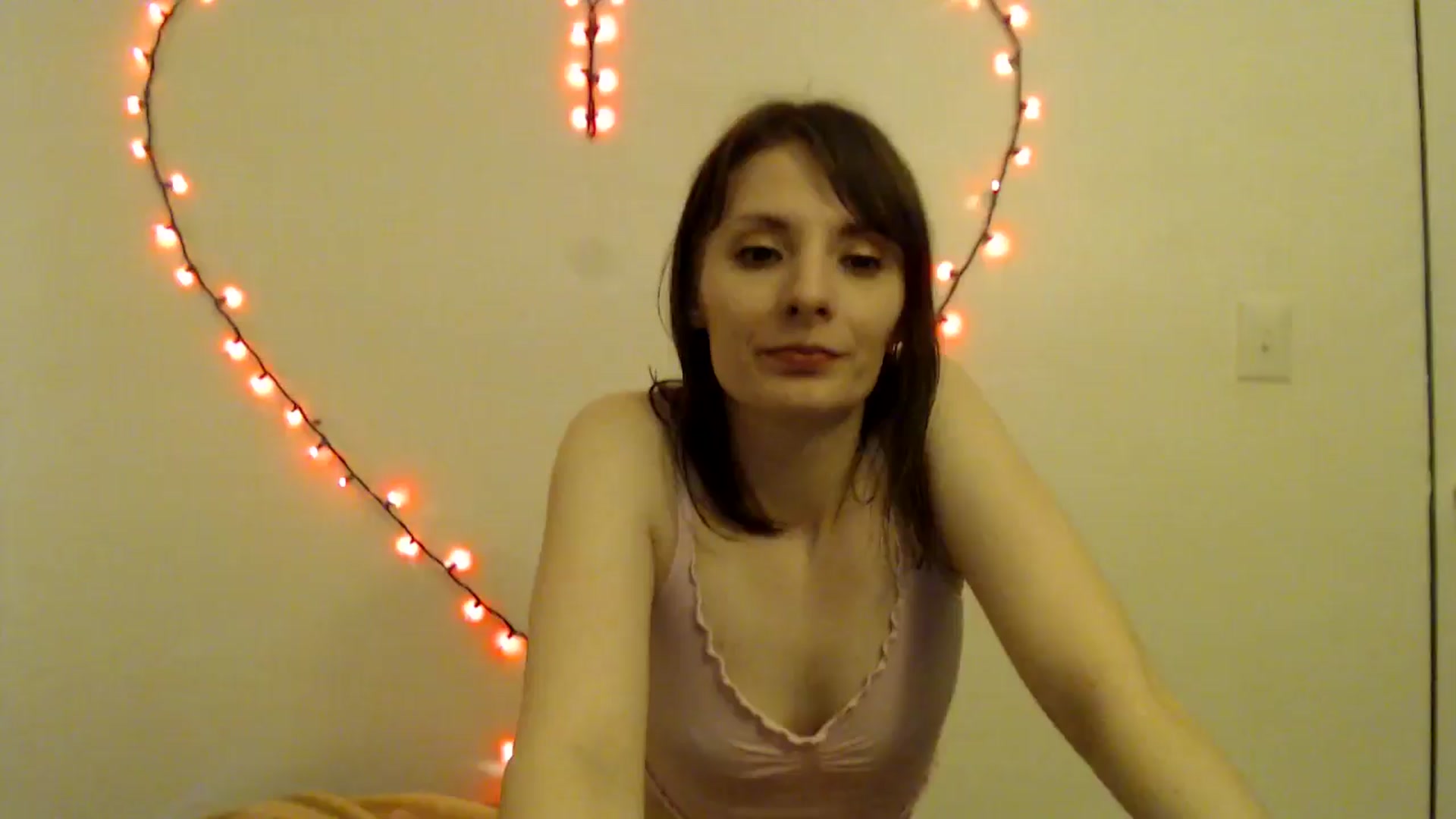 Gallery image thumbnail from HighMINNI_69's myfreecams stream on, 03/16/2025, 14:05 image 9 of 20