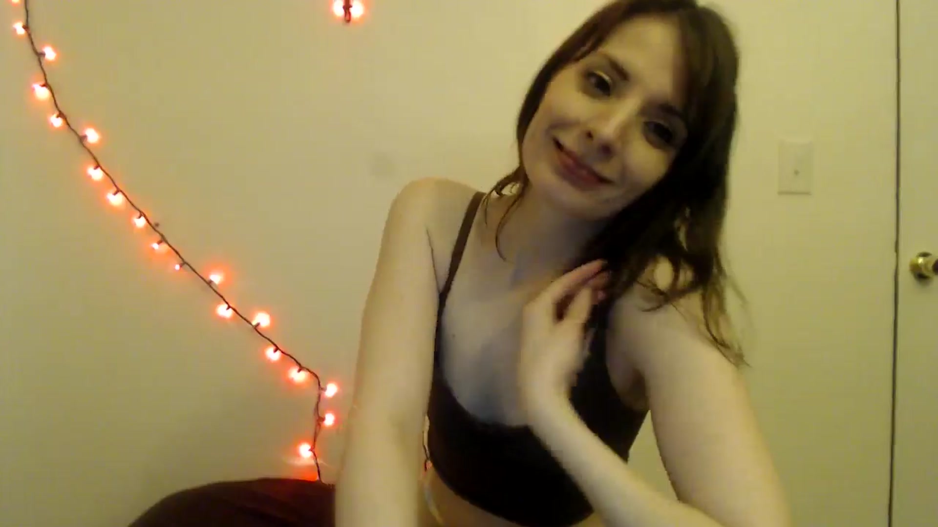 Gallery image thumbnail from HighMINNI_69's myfreecams stream on, 03/17/2025, 12:08 image 8 of 20