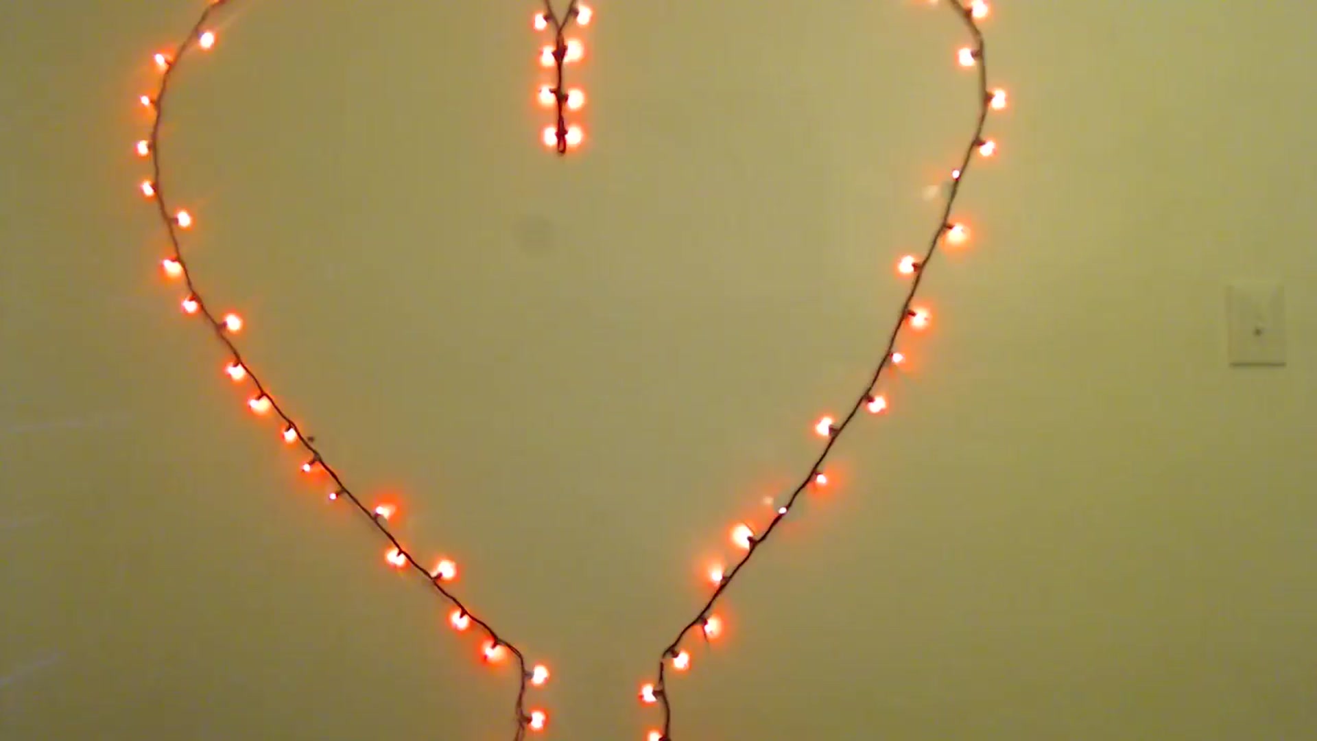 Gallery image thumbnail from HighMINNI_69's myfreecams stream on, 03/19/2025, 11:11 image 9 of 20