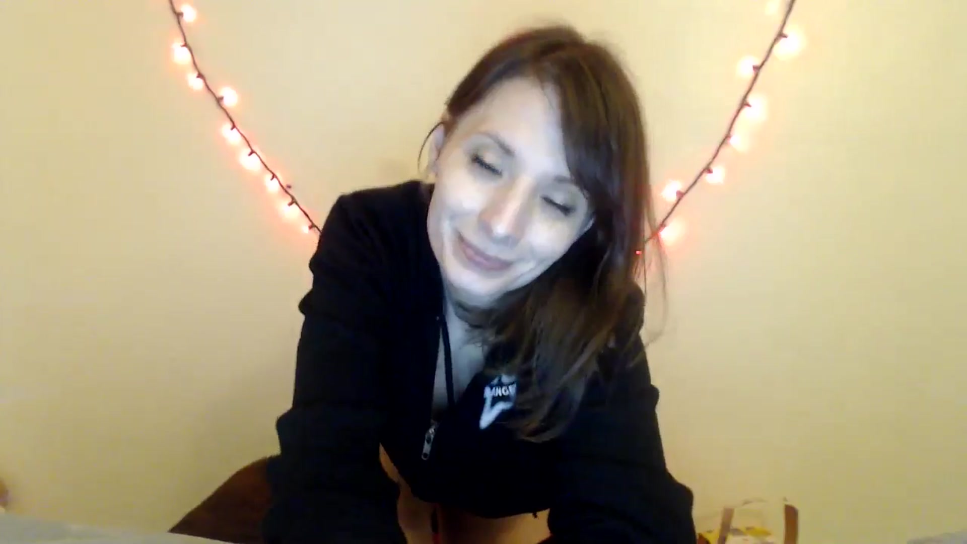 Gallery image thumbnail from HighMINNI_69's myfreecams stream on, 03/29/2025, 10:52 image 7 of 20
