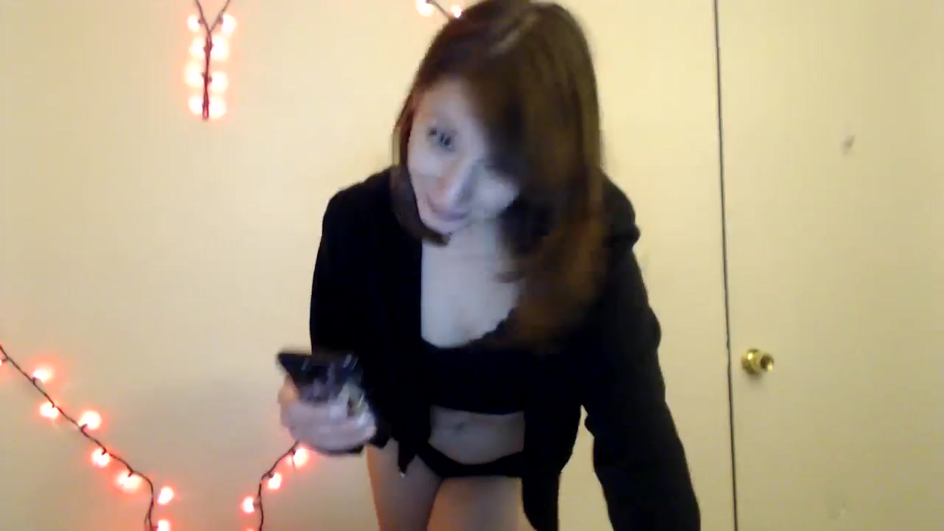Gallery image thumbnail from HighMINNI_69's myfreecams stream on, 03/30/2025, 11:29 image 4 of 20