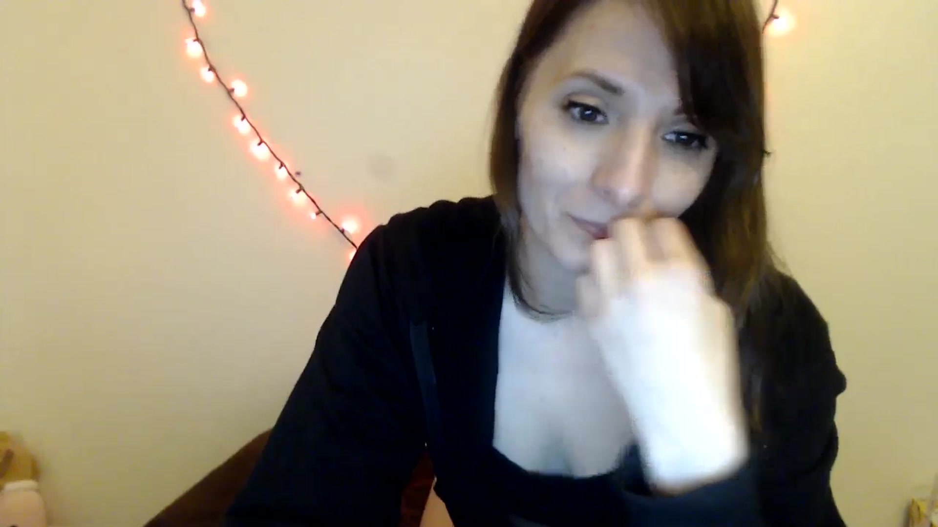 Gallery image thumbnail from HighMINNI_69's myfreecams stream on, 03/30/2025, 13:10 image 6 of 20