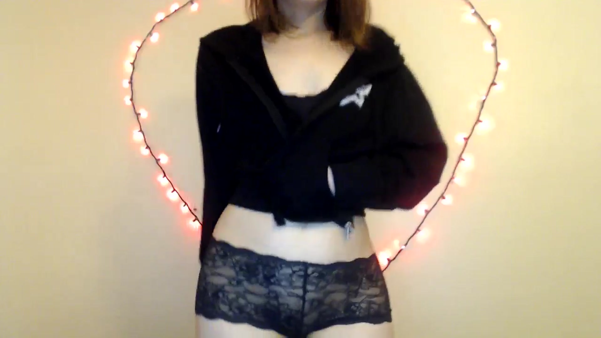 Gallery image thumbnail from HighMINNI_69's myfreecams stream on, 03/30/2025, 13:10 image 7 of 20