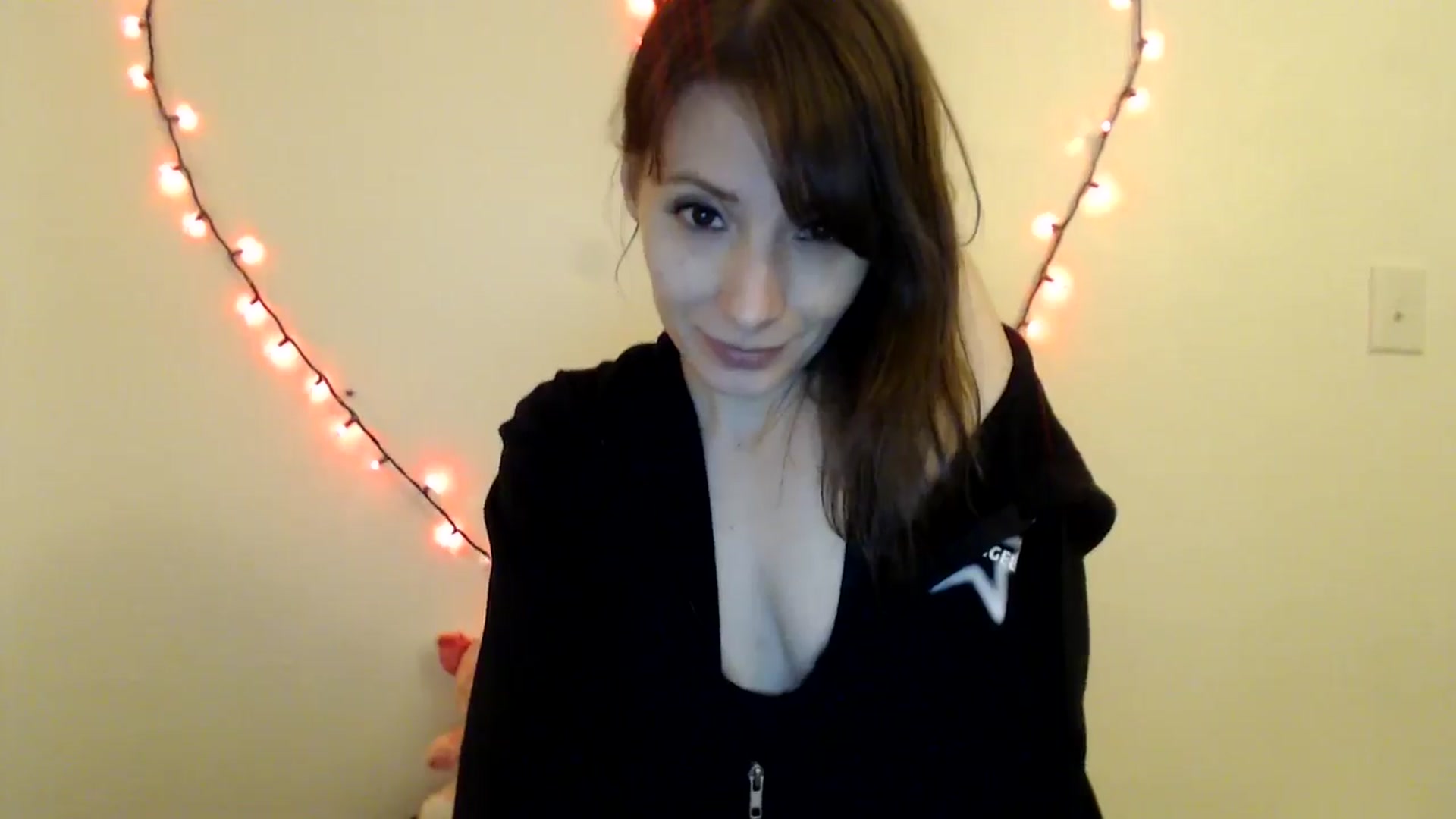Gallery image thumbnail from HighMINNI_69's myfreecams stream on, 03/31/2025, 08:12 image 17 of 20