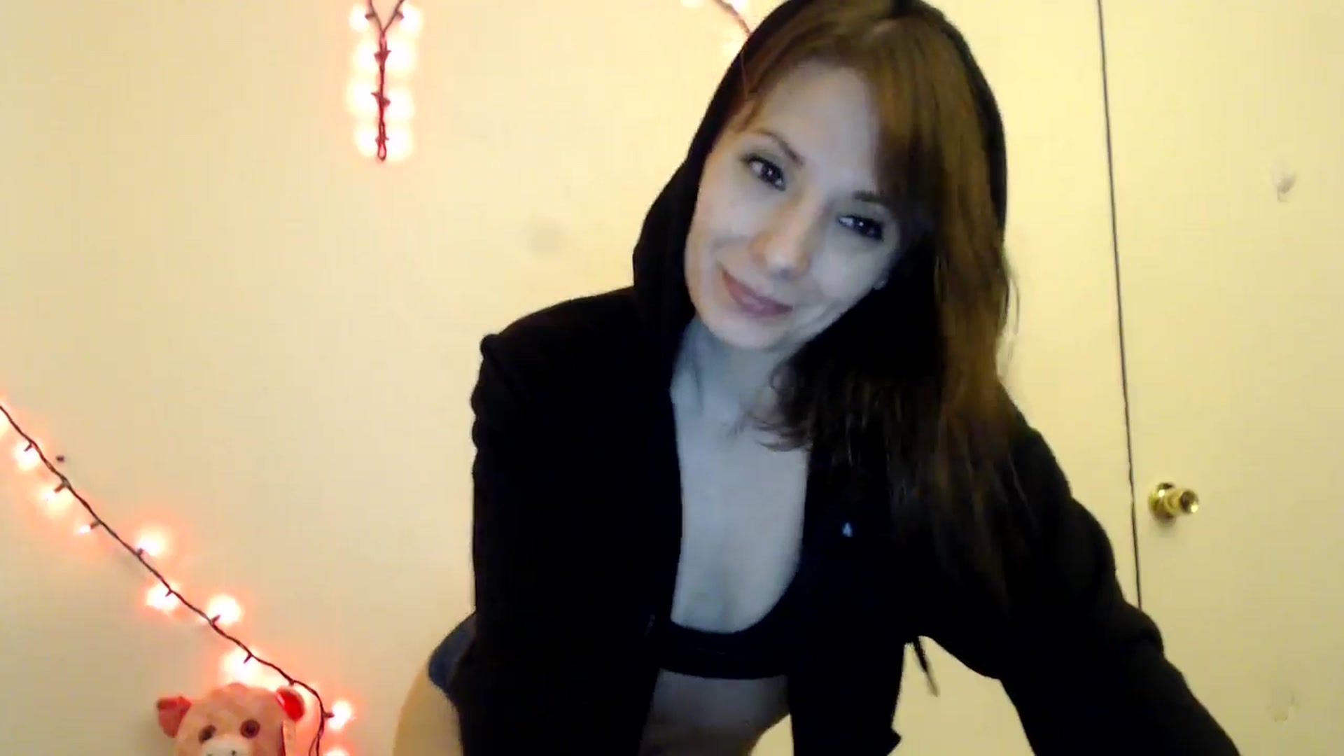 Gallery image thumbnail from HighMINNI_69's myfreecams stream on, 03/31/2025, 08:12 image 4 of 20