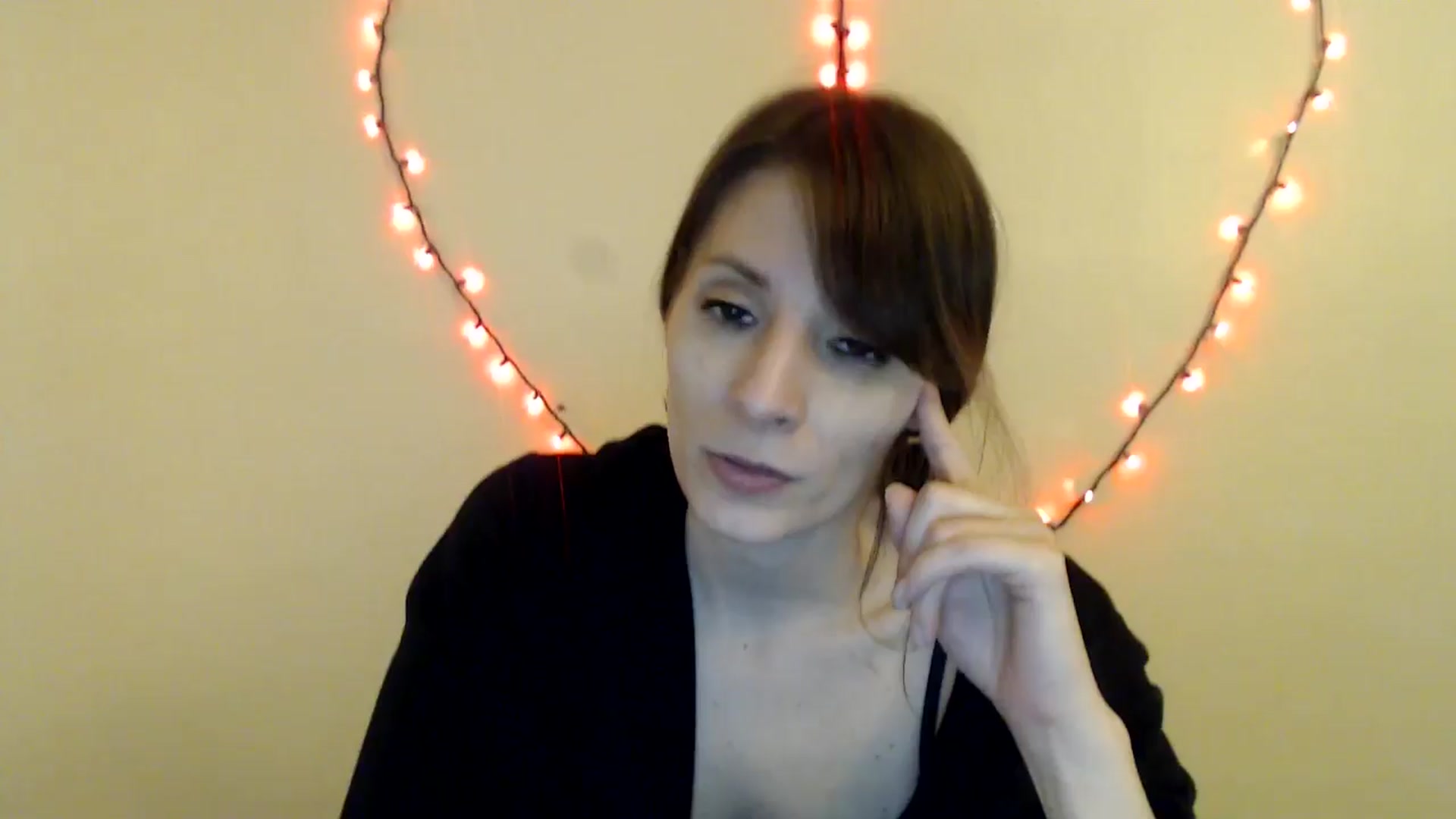 Gallery image thumbnail from HighMINNI_69's myfreecams stream on, 03/31/2025, 14:14 image 9 of 20