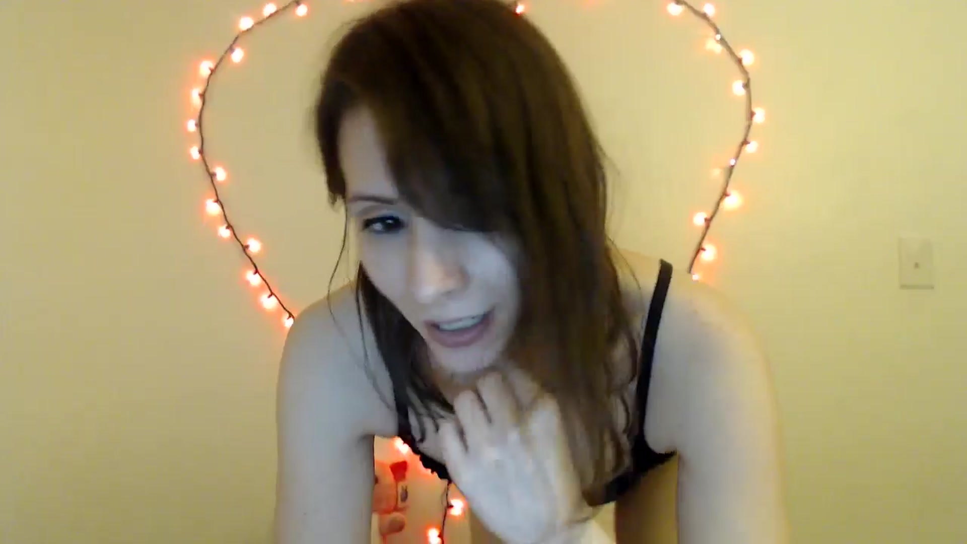 Gallery image thumbnail from HighMINNI_69's myfreecams stream on, 04/03/2025, 12:28 image 11 of 20