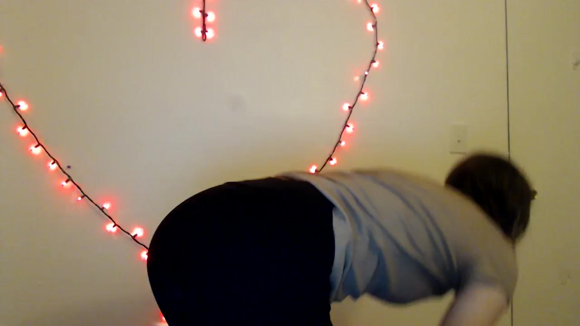 Gallery image thumbnail from HighMINNI_69's myfreecams stream on, 05/17/2025, 08:49 image 1 of 20