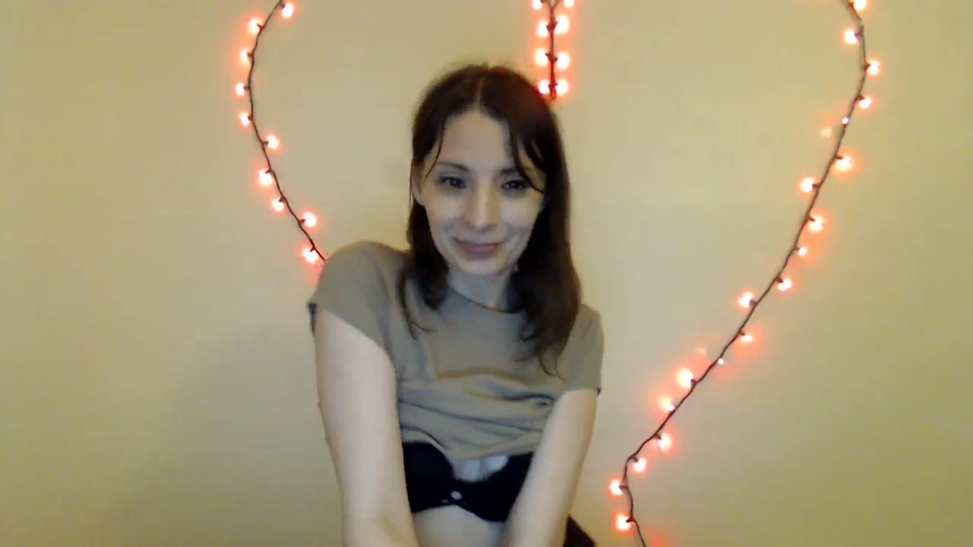 Gallery image thumbnail from HighMINNI_69's myfreecams stream on, 05/17/2025, 08:49 image 15 of 20