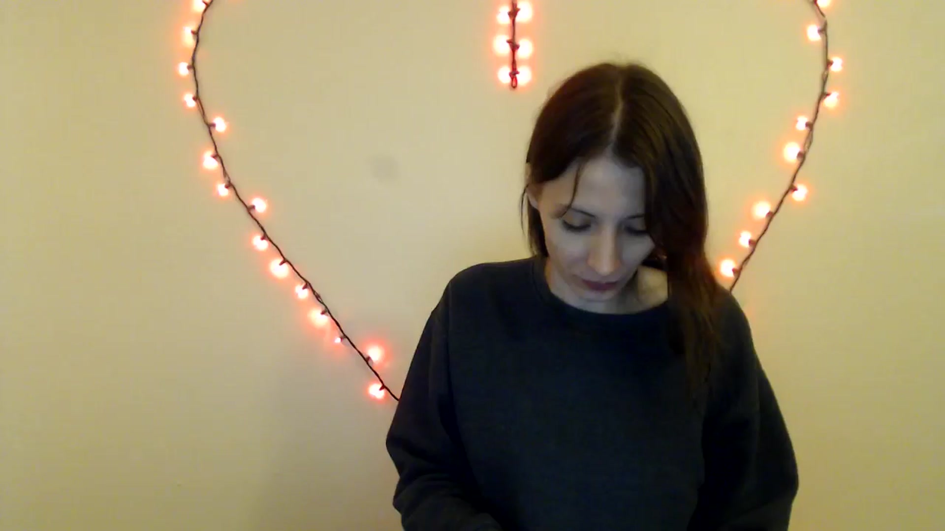 Gallery image thumbnail from HighMINNI_69's myfreecams stream on, 05/18/2025, 09:17 image 8 of 20