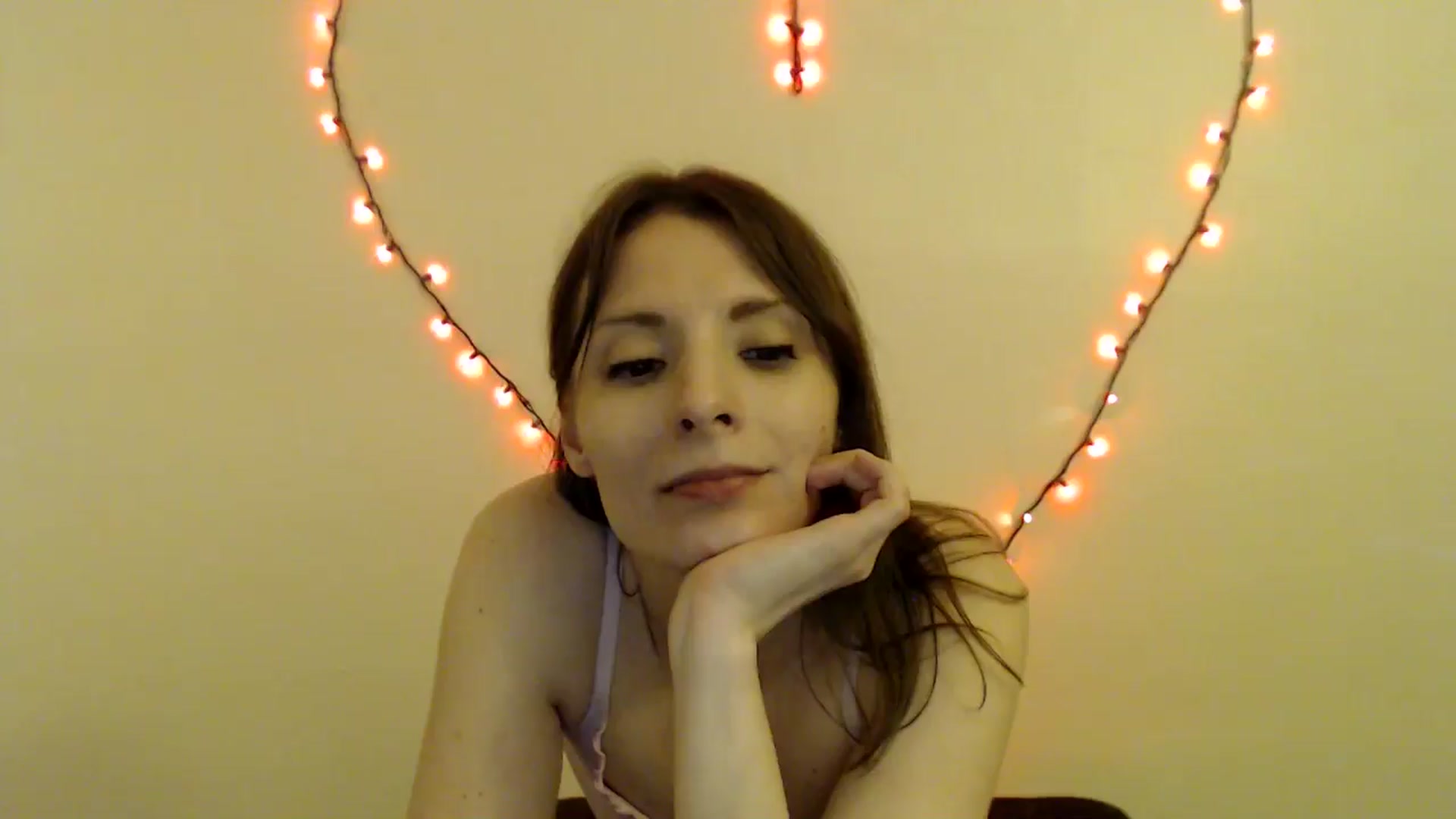 Gallery image thumbnail from HighMINNI_69's myfreecams stream on, 05/20/2025, 09:50 image 19 of 20
