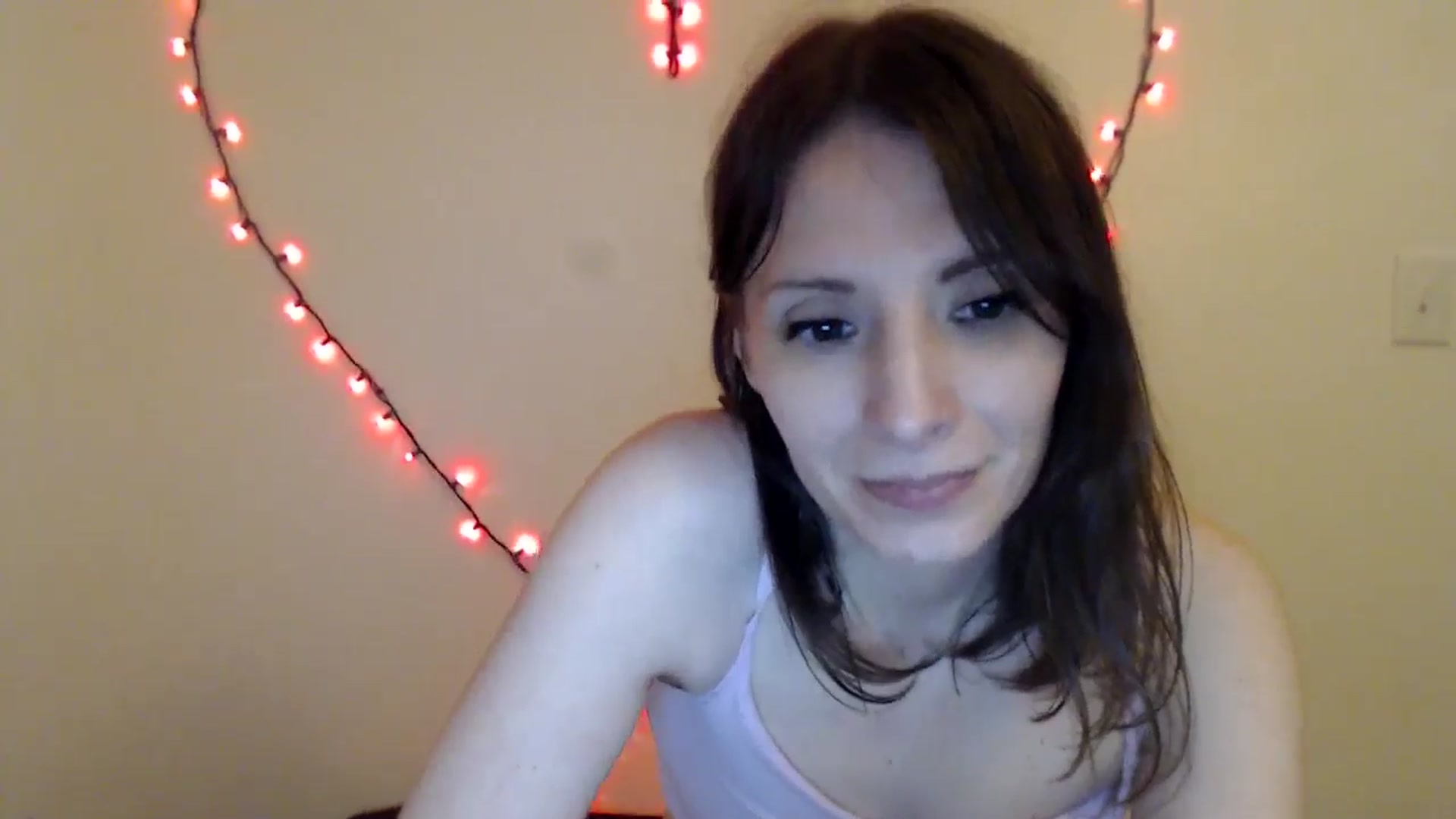 Gallery image thumbnail from HighMINNI_69's myfreecams stream on, 05/20/2025, 10:29 image 18 of 20