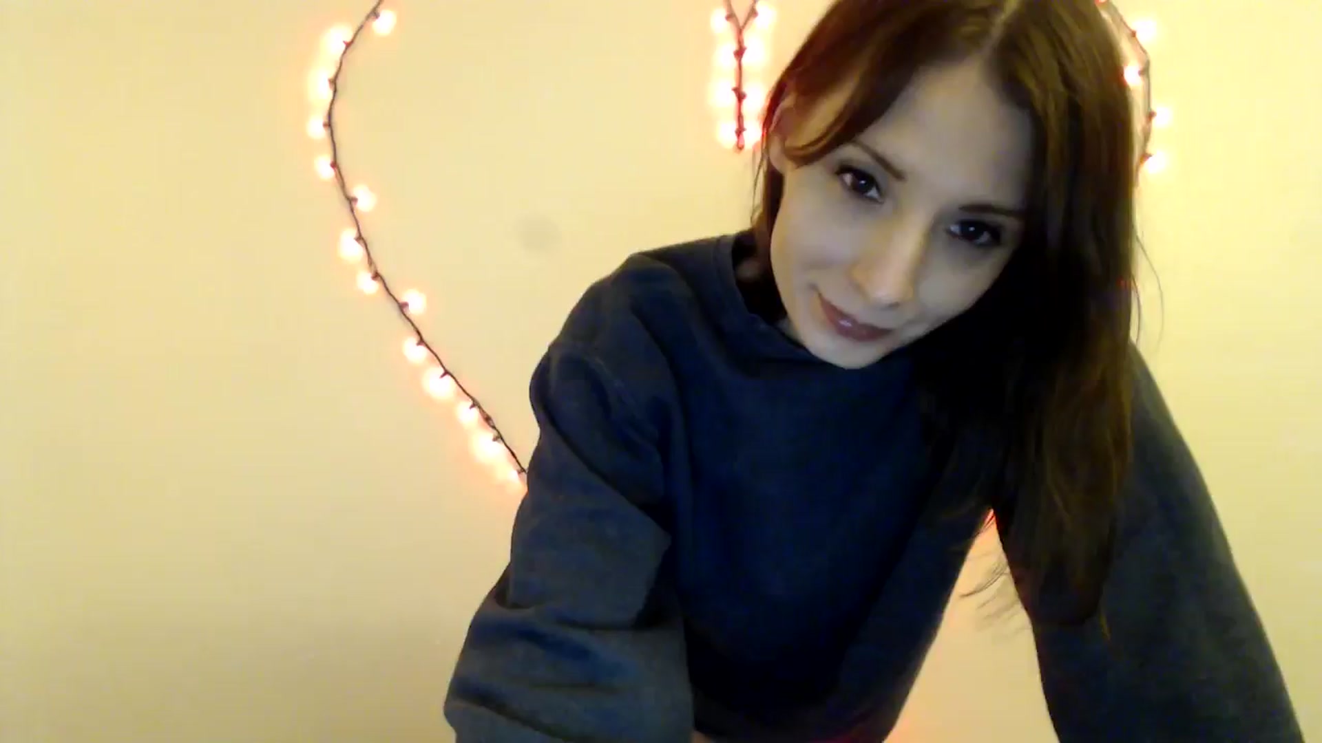 Gallery image thumbnail from HighMINNI_69's myfreecams stream on, 05/21/2025, 08:54 image 14 of 20