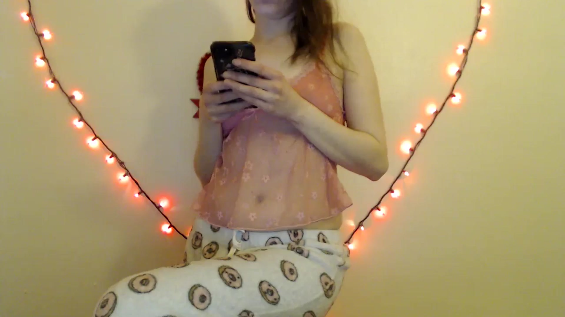 Gallery image thumbnail from HighMINNI_69's myfreecams stream on, 01/25/2026, 12:21 image 19 of 20