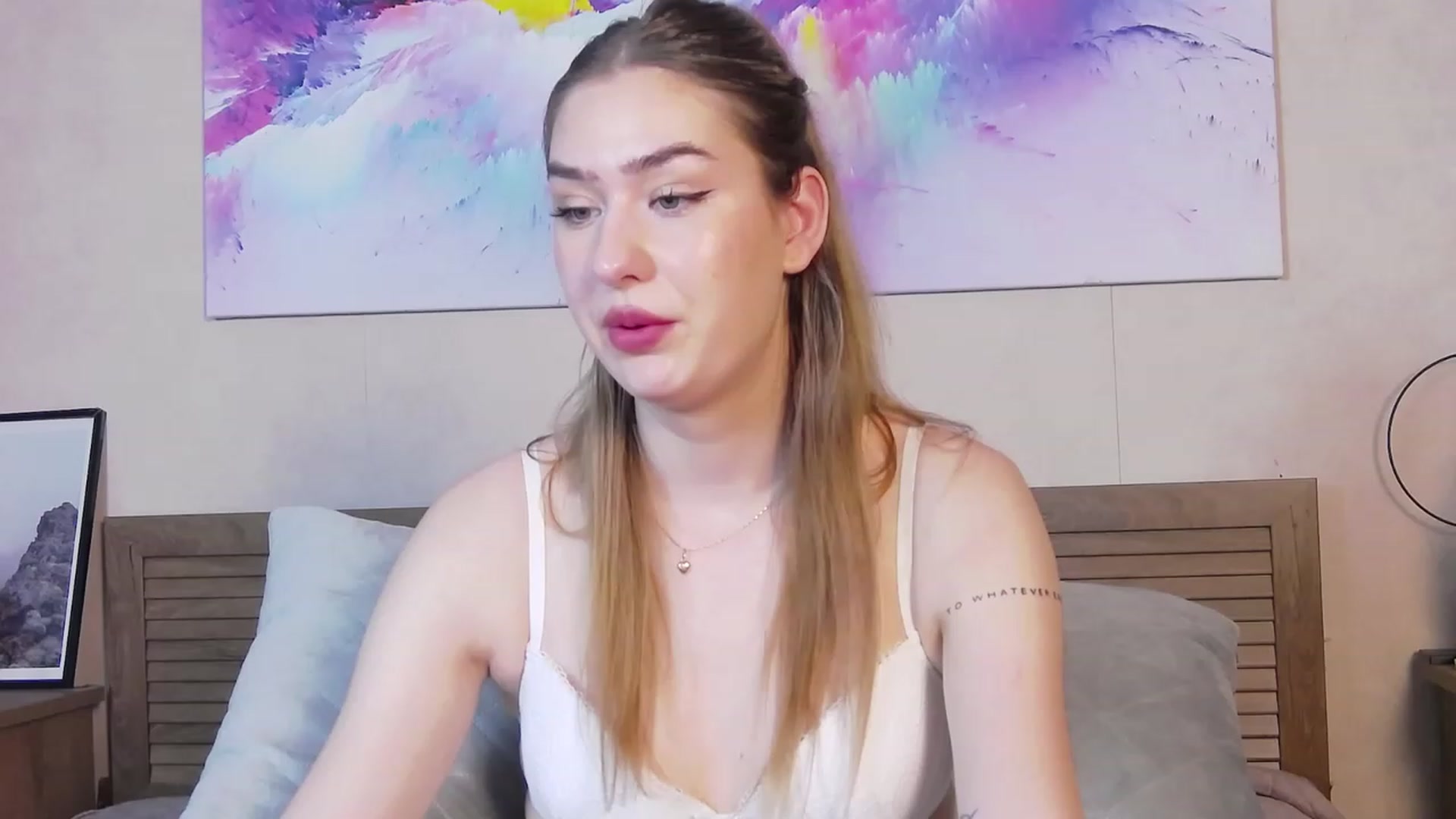 Gallery image thumbnail from Hildaa's myfreecams stream on, 07/06/2023, 10:26 image 11 of 20