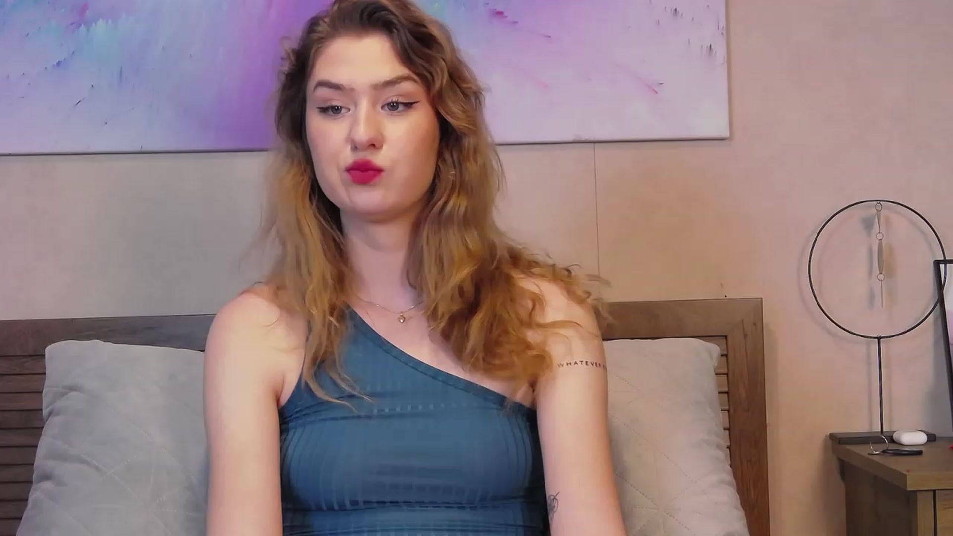 Gallery image thumbnail from Hildaa's myfreecams stream on, 07/12/2023, 09:56 image 16 of 20