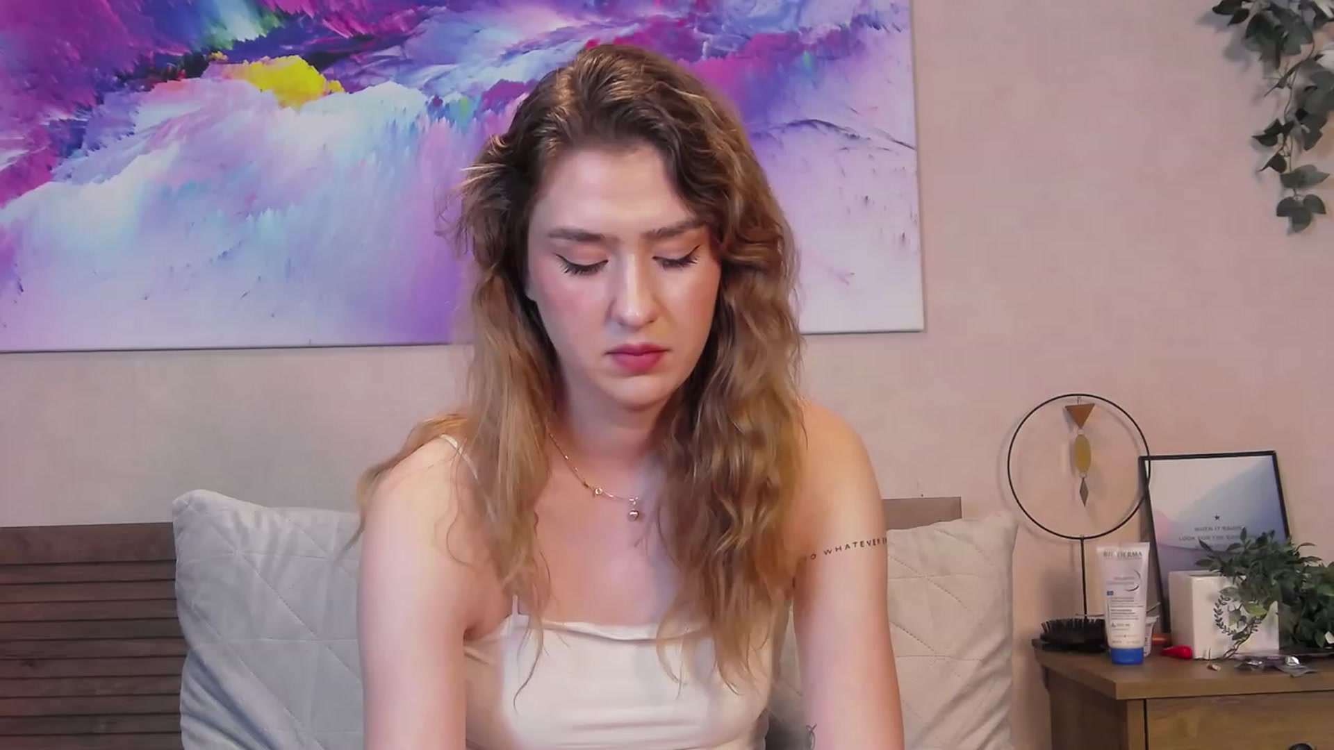 Gallery image thumbnail from Hildaa's myfreecams stream on, 07/14/2023, 11:15 image 6 of 20
