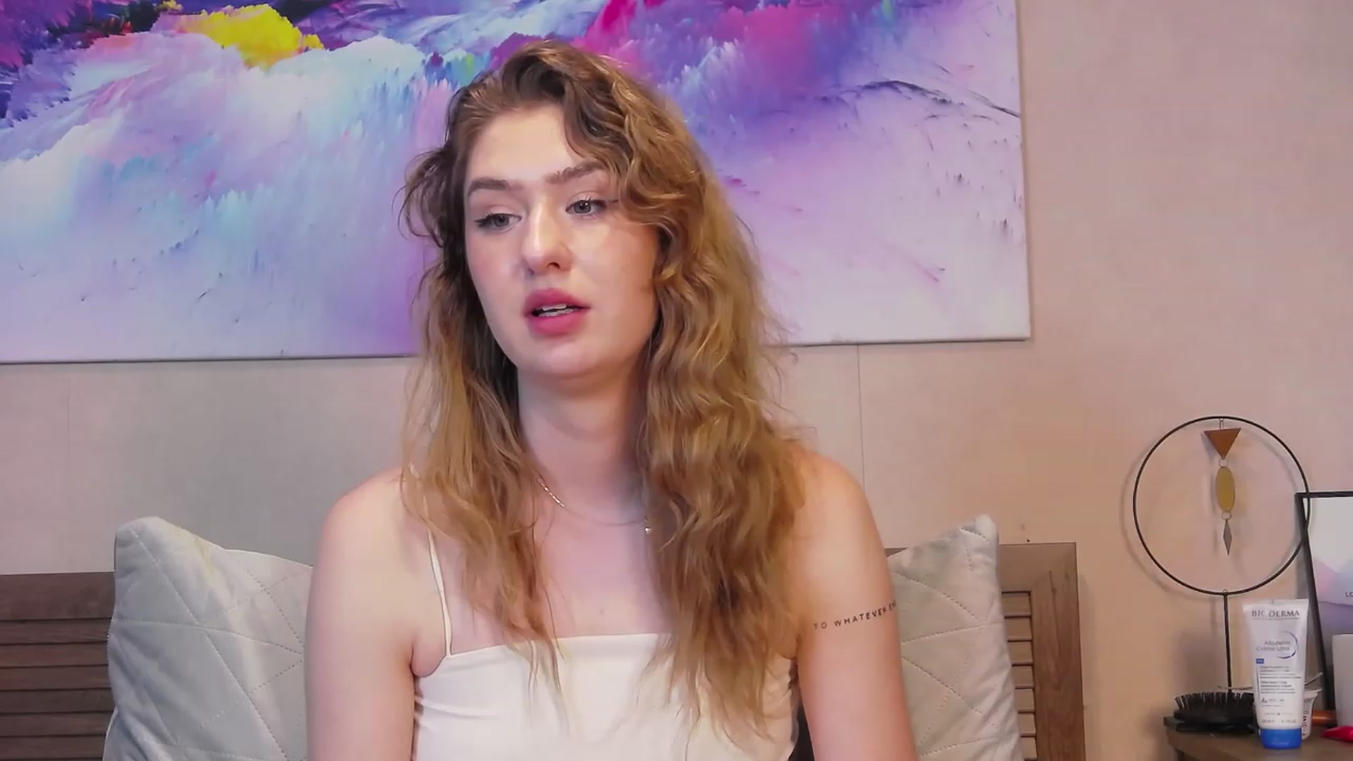 Gallery image thumbnail from Hildaa's myfreecams stream on, 07/14/2023, 14:08 image 4 of 20