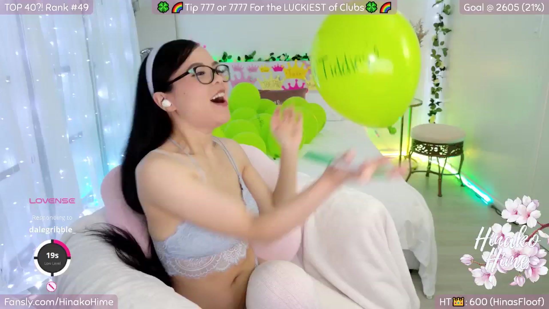 Gallery image thumbnail from HinaRuxpin's myfreecams stream on, 03/30/2025, 07:51 image 5 of 20